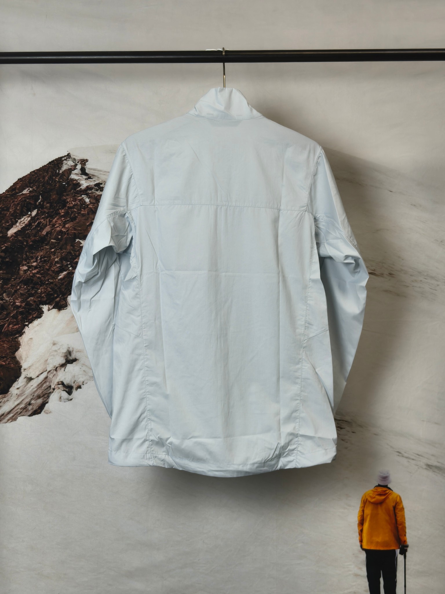 终端供应💰120

ARC‘TERYX丨始祖鸟立领风壳防晒衣

Size：S-XXL