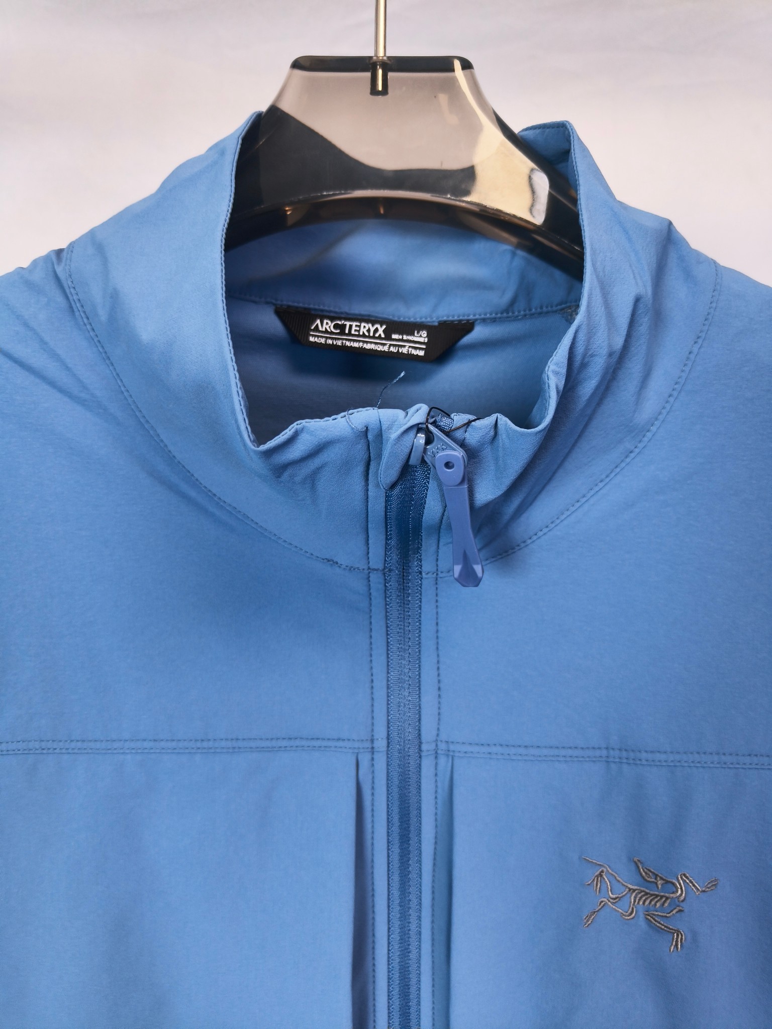 终端供应💰220

Arcteryx始祖鸟 GAMMA LIGHTWEIGHT 纯色轻薄软壳户外透气防风轻量速干跑步夹克外套 

尺码：S-XXL