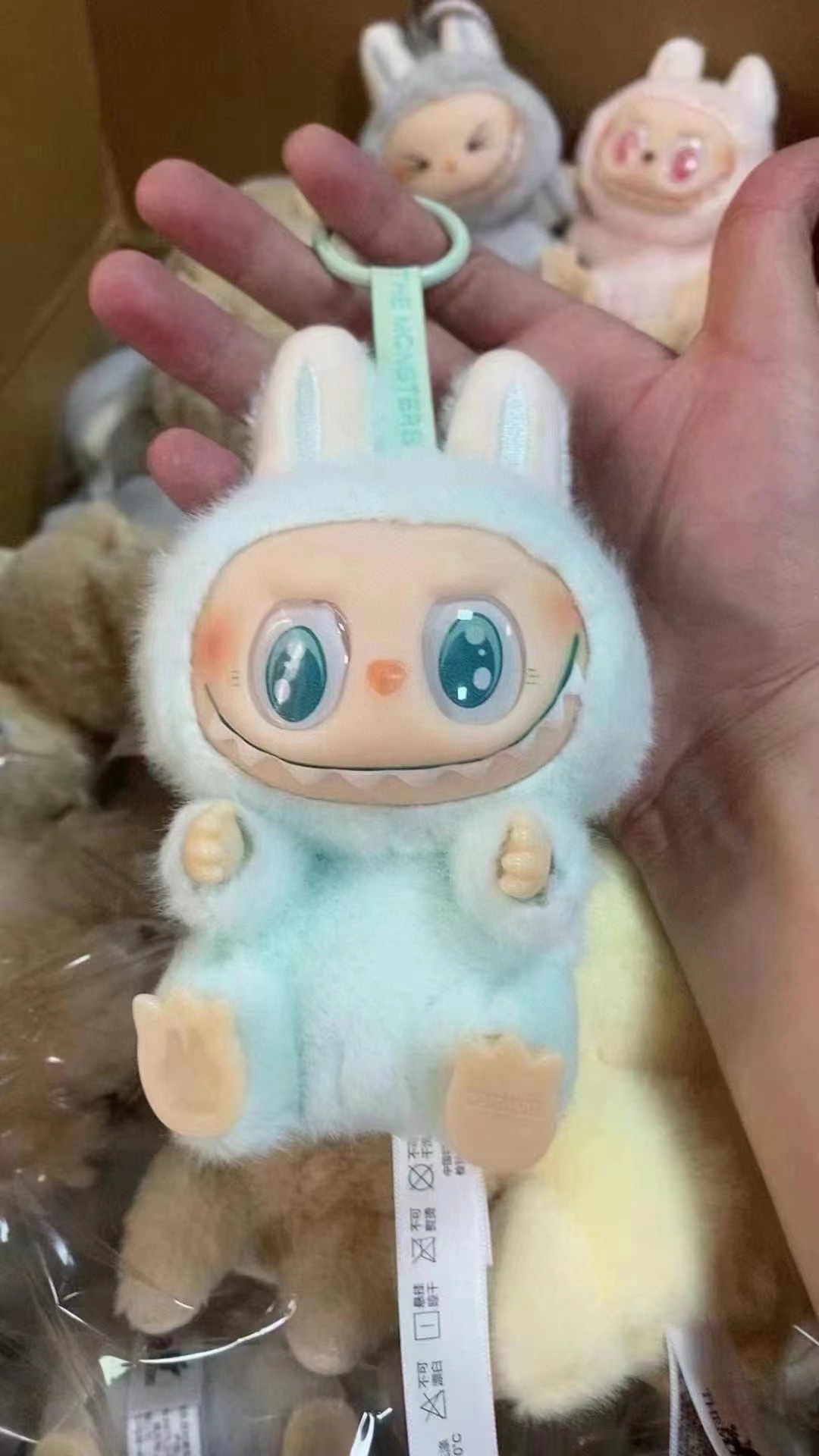 泡泡玛特拉布布LABUBU第二代2.0版本特价88💰一盒