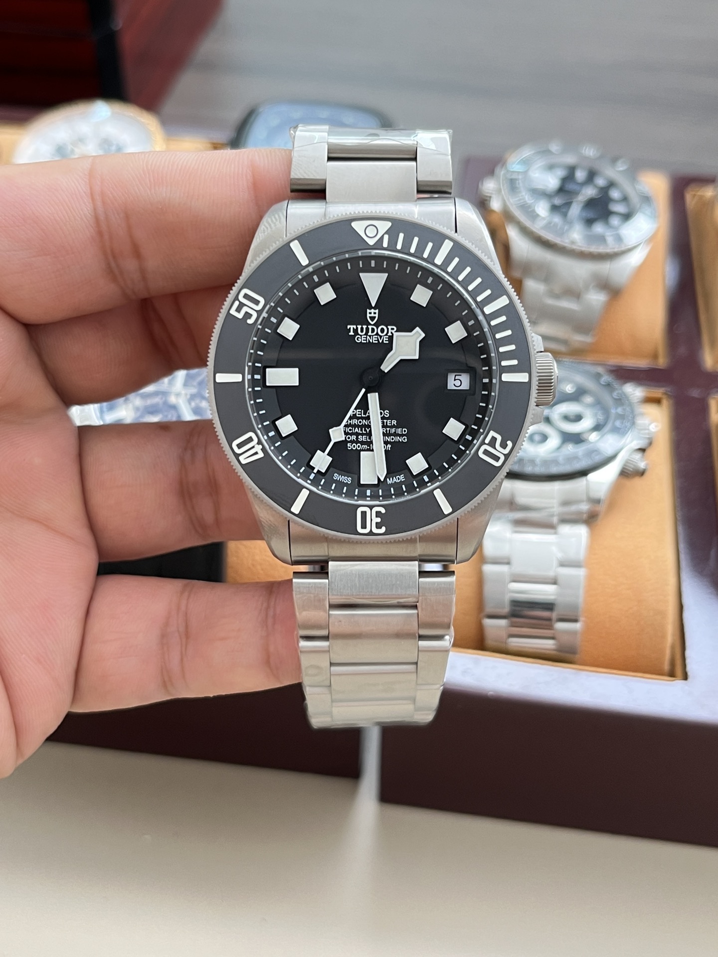 튜더 펠라고스 블랙 다이얼 세라믹 베젤 42mm XF 공장 오토매틱 남성 시계 레플리카 45586