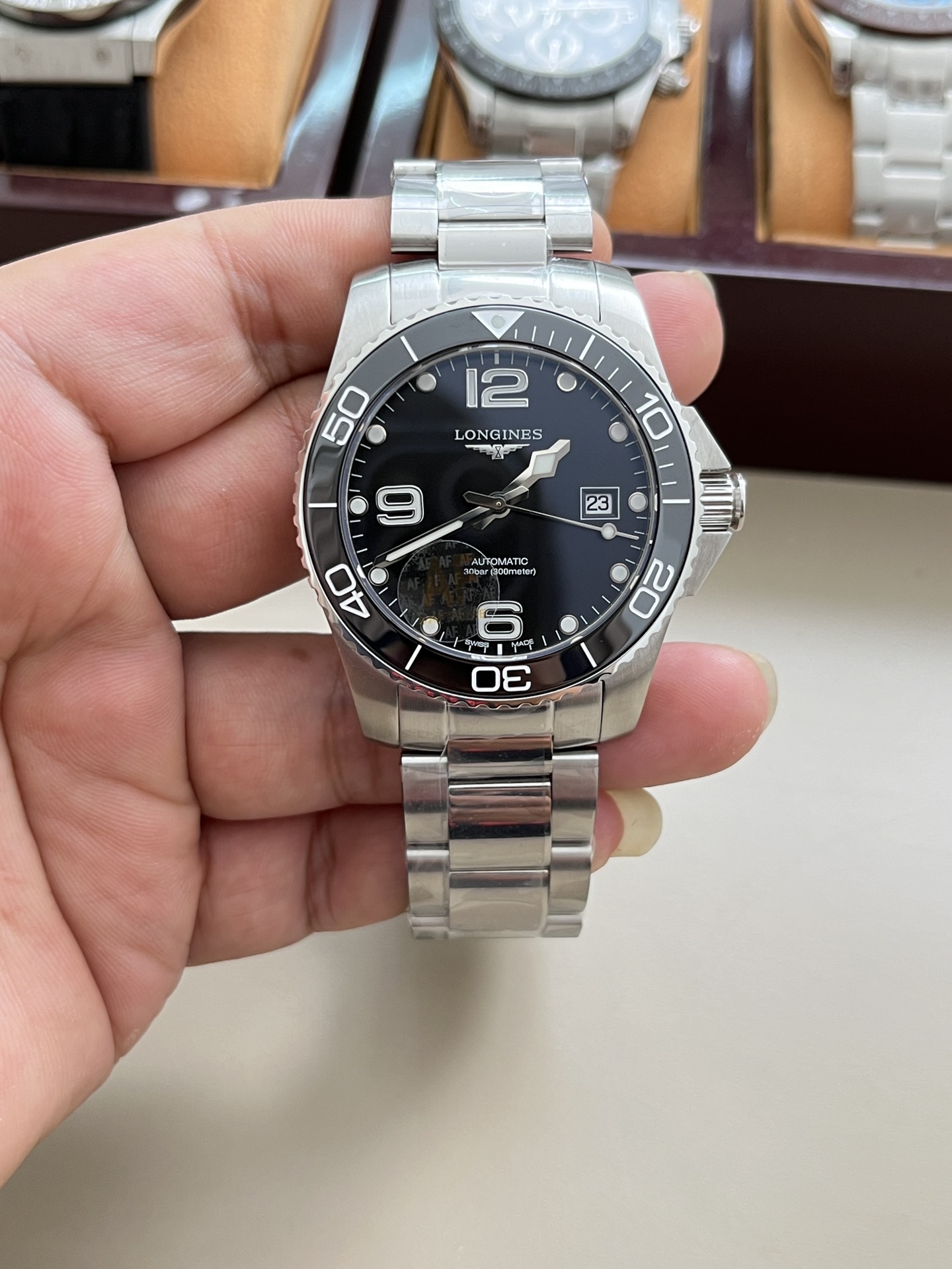 론진 콘퀘스트 41mm 블랙 스틸브레이슬릿 AF공장 시계 레플리카 44510