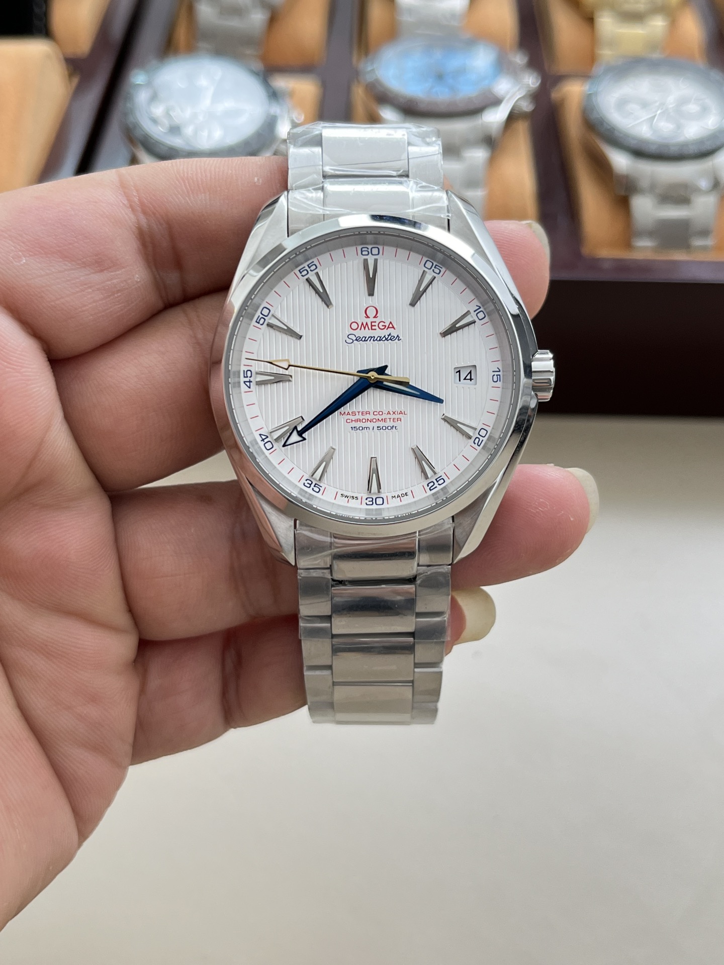 오메가 씨마스터 아쿠아테라 41.5mm 골드 남성 자동 기계식 VS공장 시계 레플리카 44601