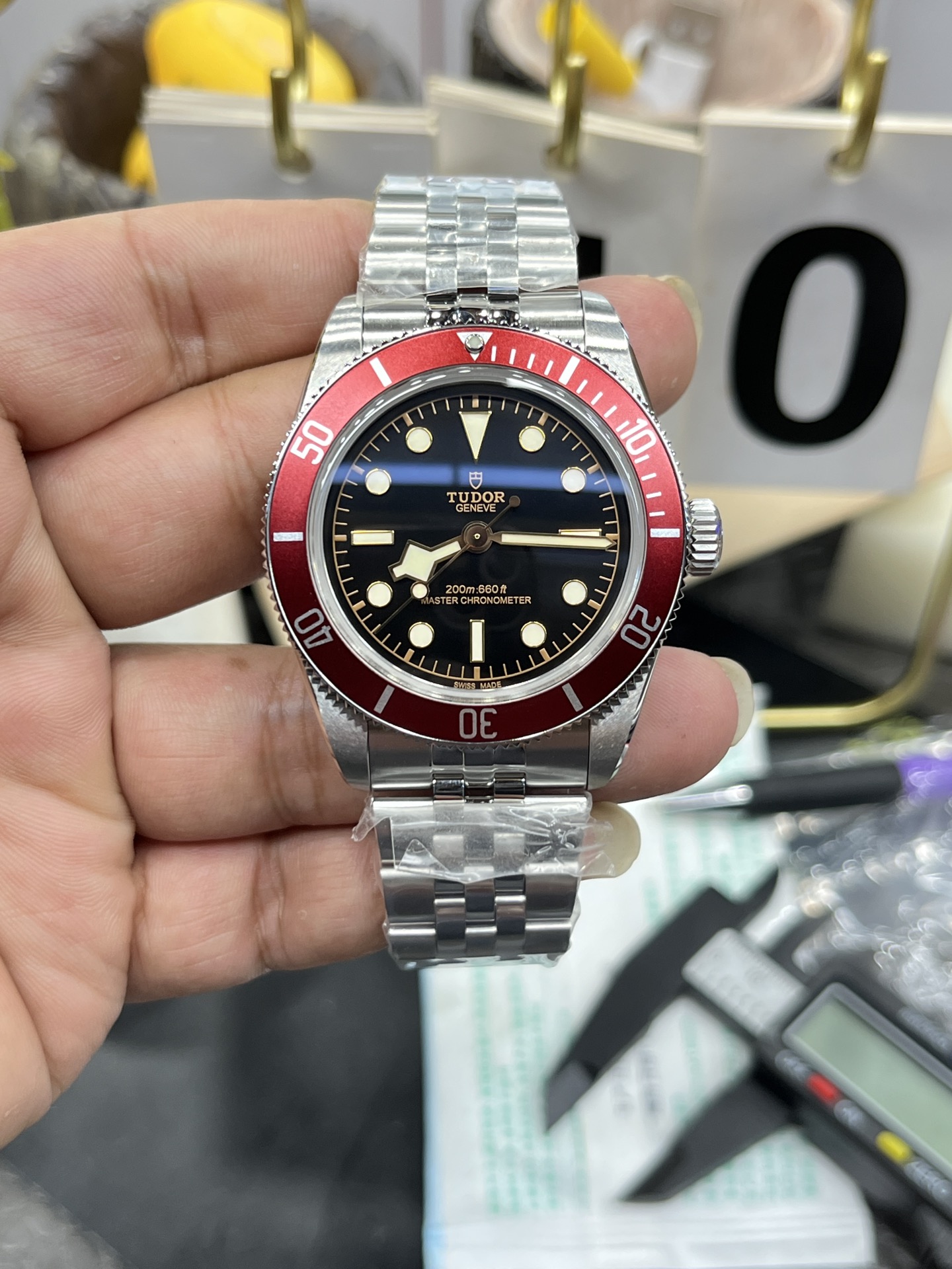 튜더 블랙베이 레드 베젤 41mm ZF 공장 5연 브레이슬릿 남성 시계 레플리카 45583