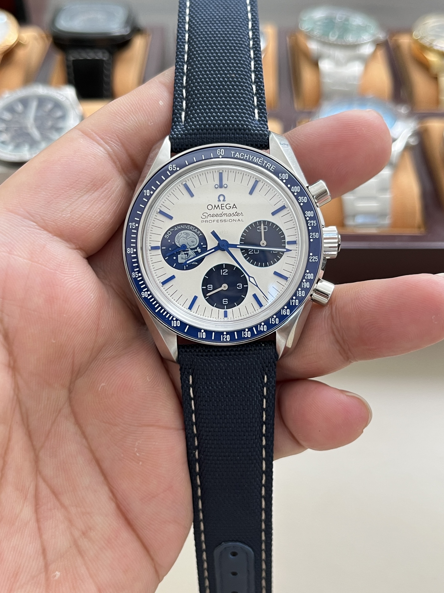 오메가 스피드마스터 스누피 42mm 남성 크로노그래프 시계 레플리카 44600