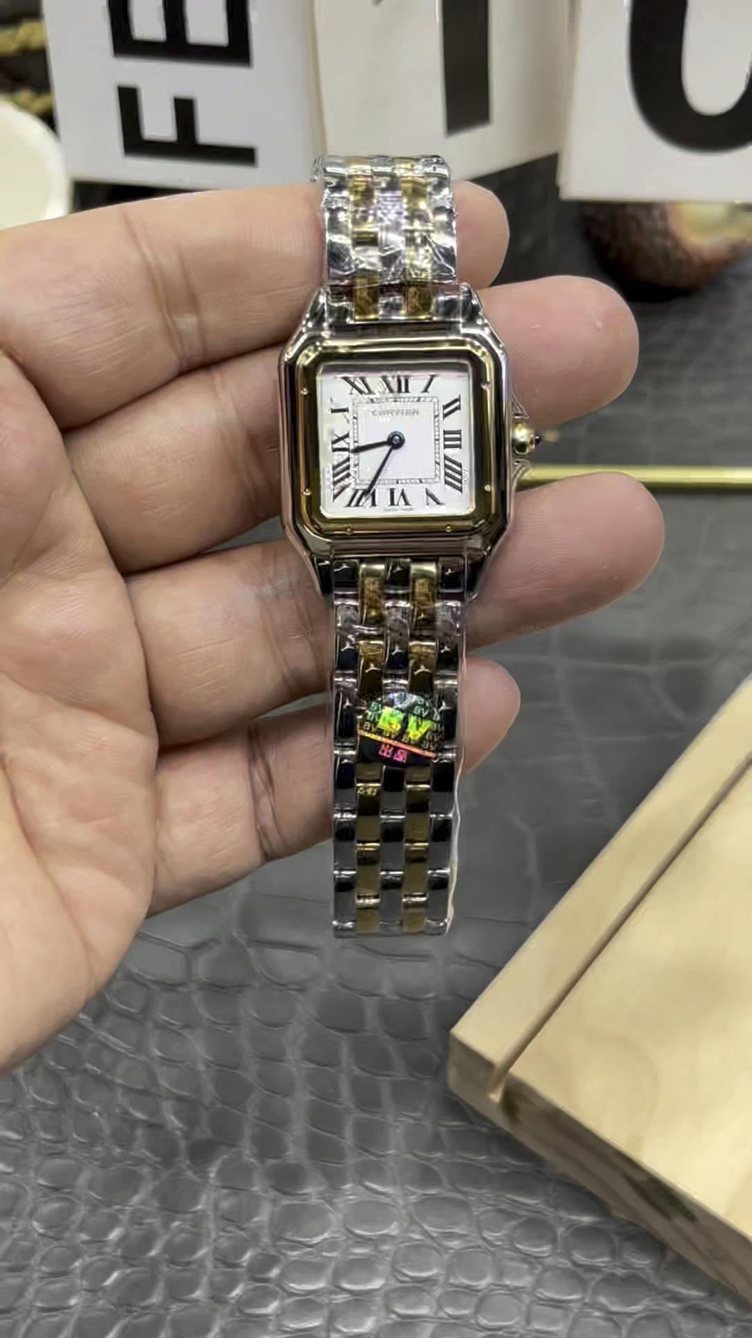 Cartier 卡地亚猎豹系列/27mm*37mm中号