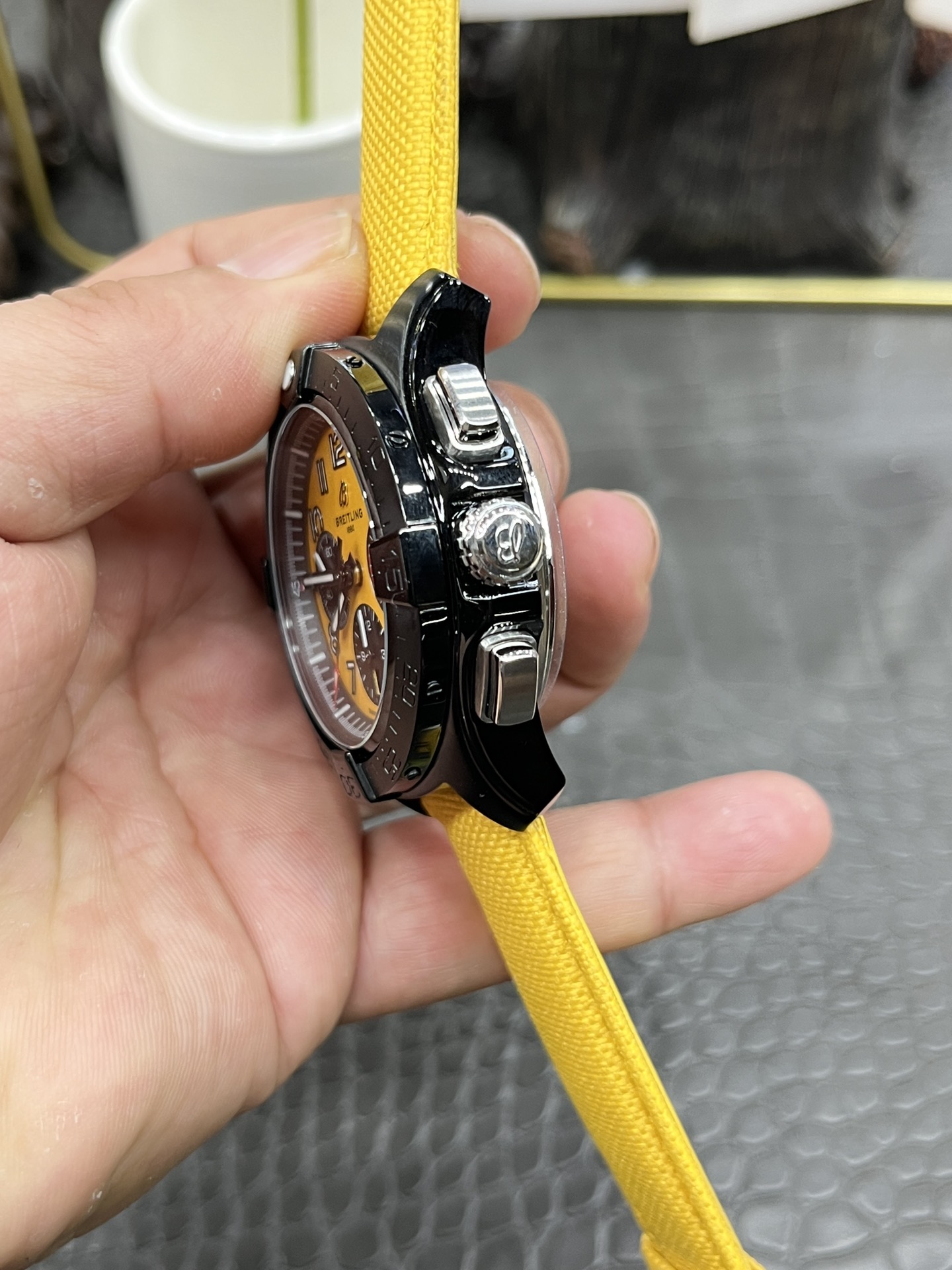 Breitling Avenger B01 Chronograph 44 Jet Yellow Dial Men's Watch A014B-1CAA 7 i1739545904 5735 8
