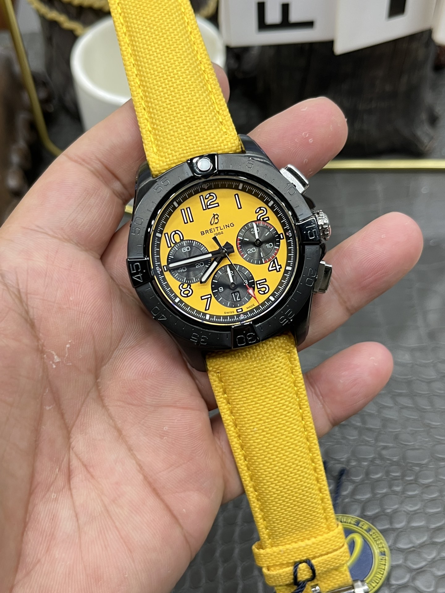 Breitling Avenger B01 Chronograph 44 Jet Yellow Dial Men's Watch A014B-1CAA 4 i1739545904 9371 6
