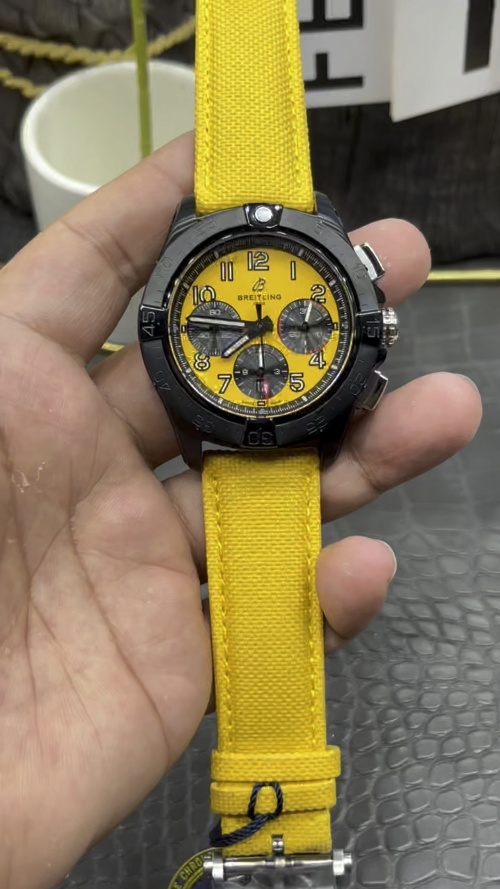 Breitling Avenger B01 Jet Fighter Yellow Dial Men's Watch 44mm 9 Breitling Avenger B01 Jet Fighter Yellow Dial Men's Watch 44mm