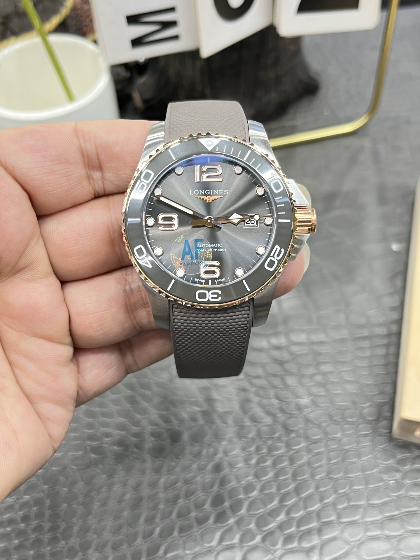 론진 콘퀘스트 43mm 로즈그레이 러버 AF공장 시계 레플리카 44498