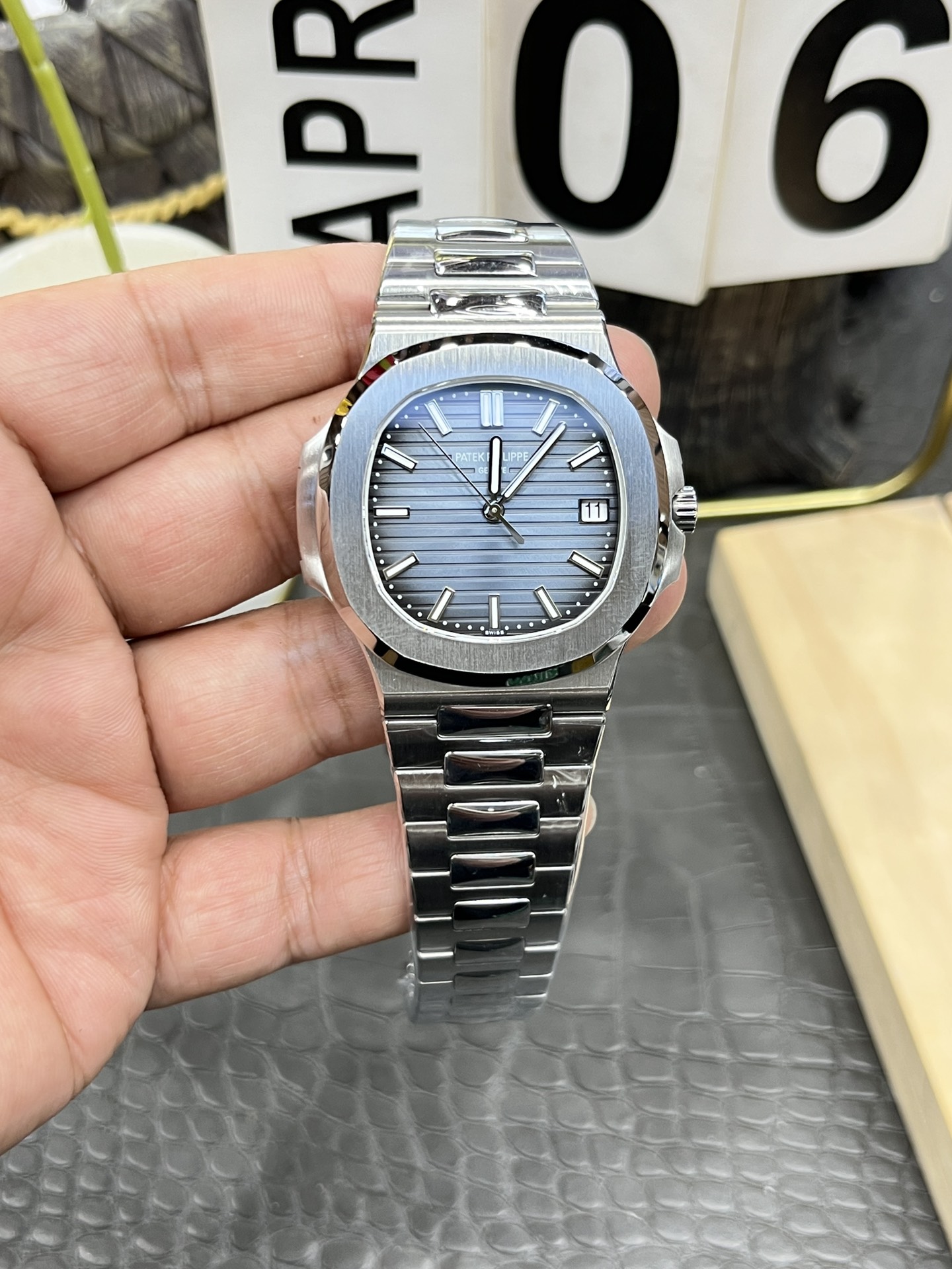 NO:158256,3K Patek Philippe Platinum Edition 5811G Nautilus/41mm*8.2mm/Paired with SC fully automatic integrated movement, Patek Philippe198609093K百达翡丽白金版5811G鹦鹉螺/41mm*8.2mm/搭配SC全自动一体机芯,,patek philippe,Watch