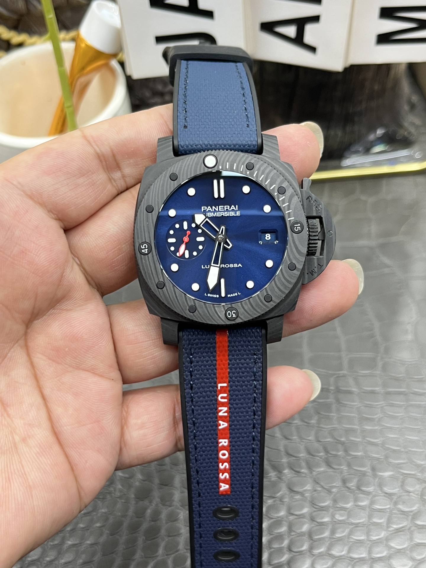 파네라이 PAM1563 42mm 카본 자동 레플리카 43837