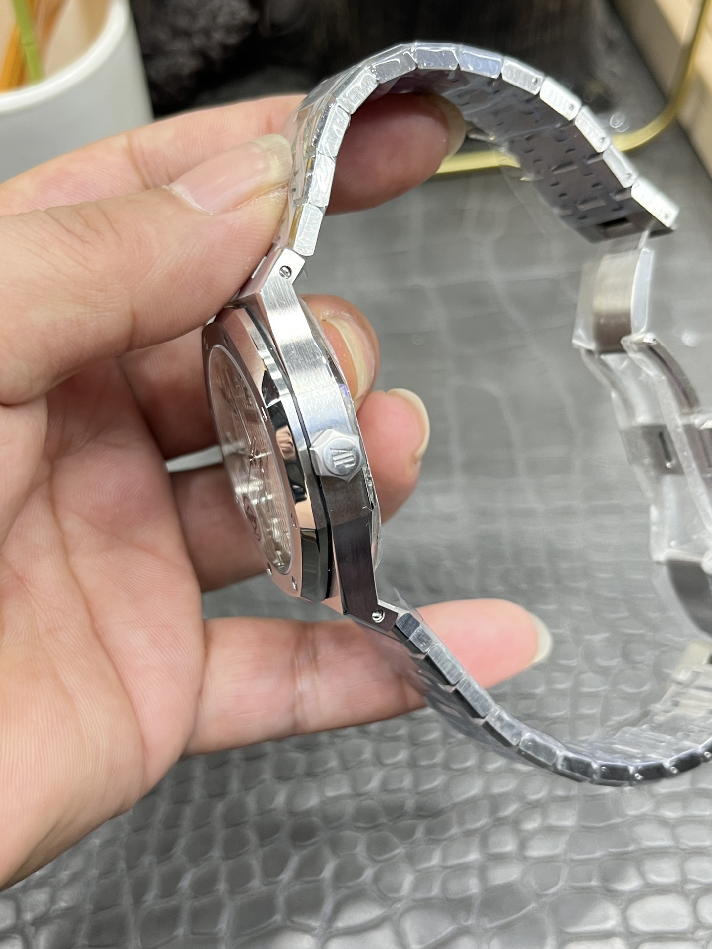 Audemars Piguet Royal Oak 15500 Silver Dial Stainless Steel Automatic Watch 6 i1745511766 3393 0