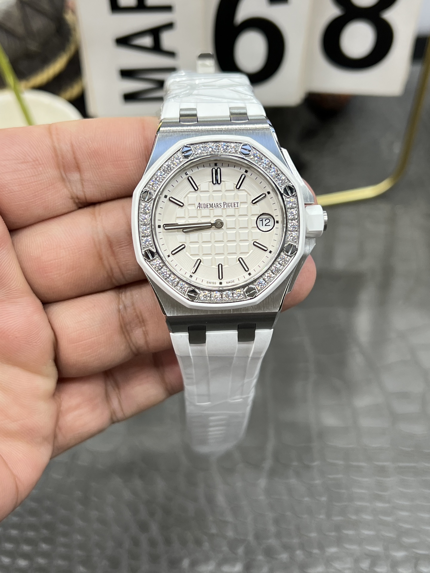 Audemars Piguet Royal Oak Offshore White Dial 67540SK 37mm Quartz Ladies Watch 1 i1749920298651 6048 0 0