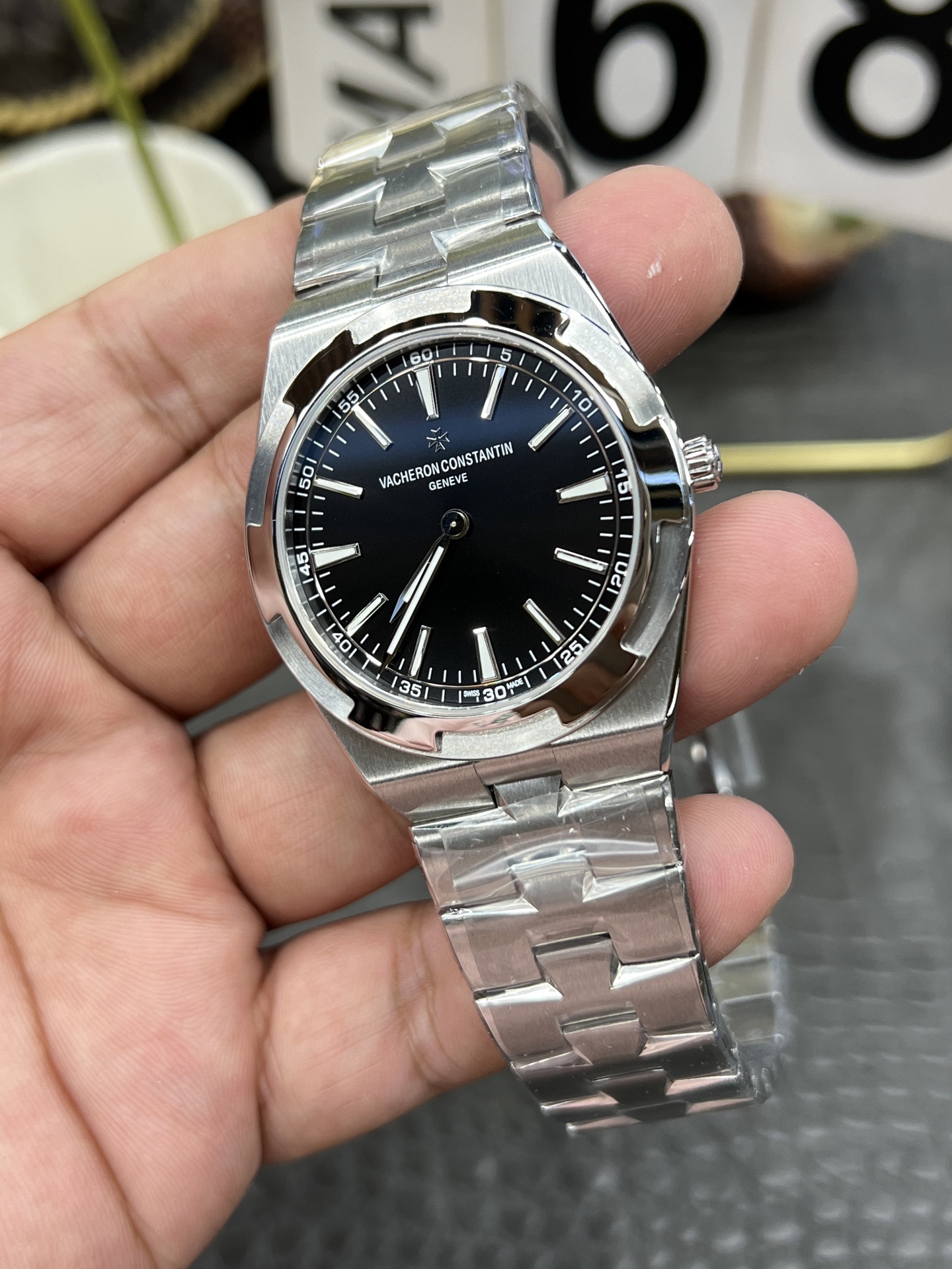 Vacheron Constantin Overseas Ultra-Thin Automatic Silver Stainless Steel Watch 5 i1750511259246 2053 0 4
