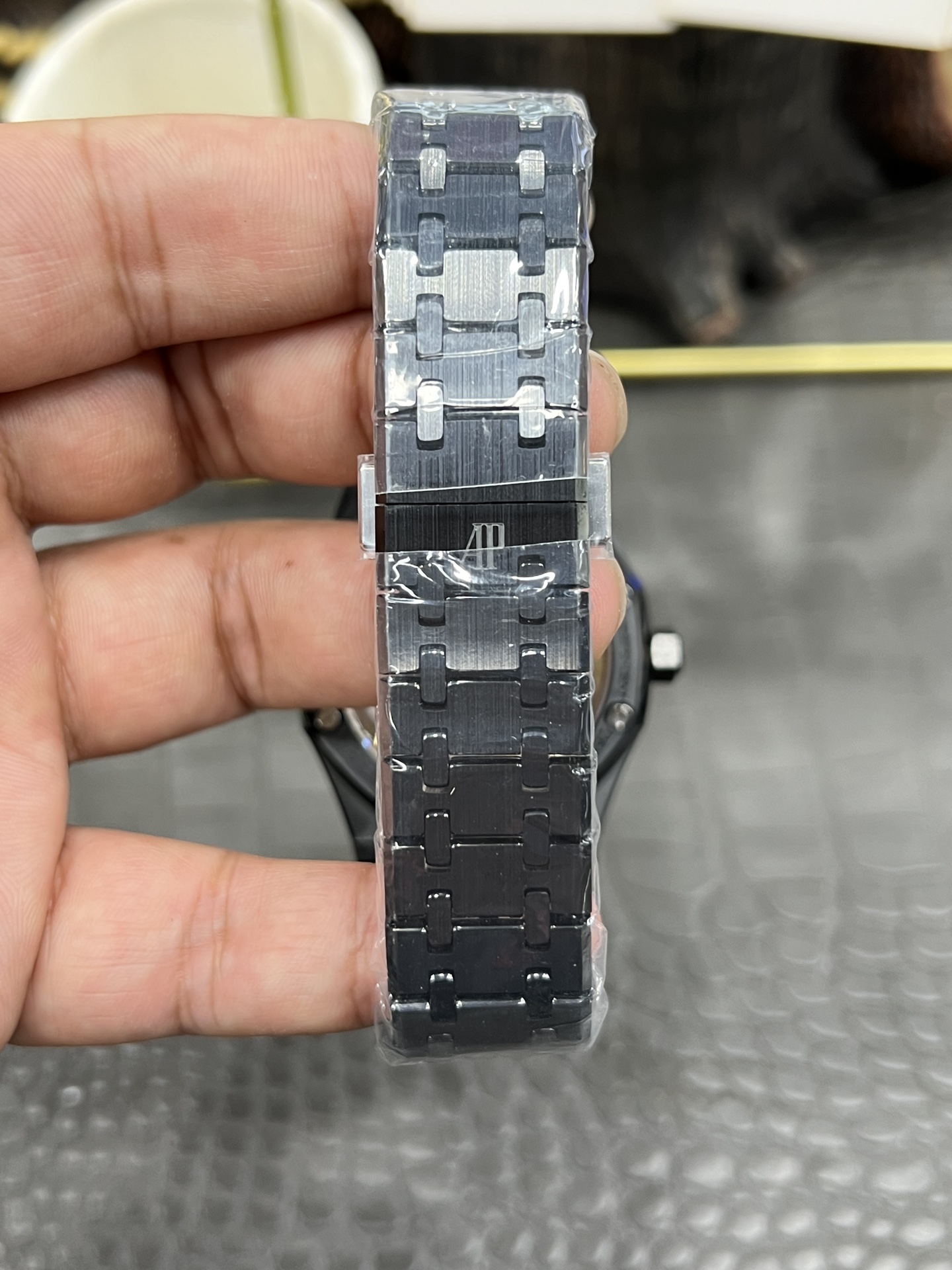 Audemars Piguet Royal Oak 15500 Black Ceramic Automatic Watch - 41mm 9 i1751130383030 834 0 8