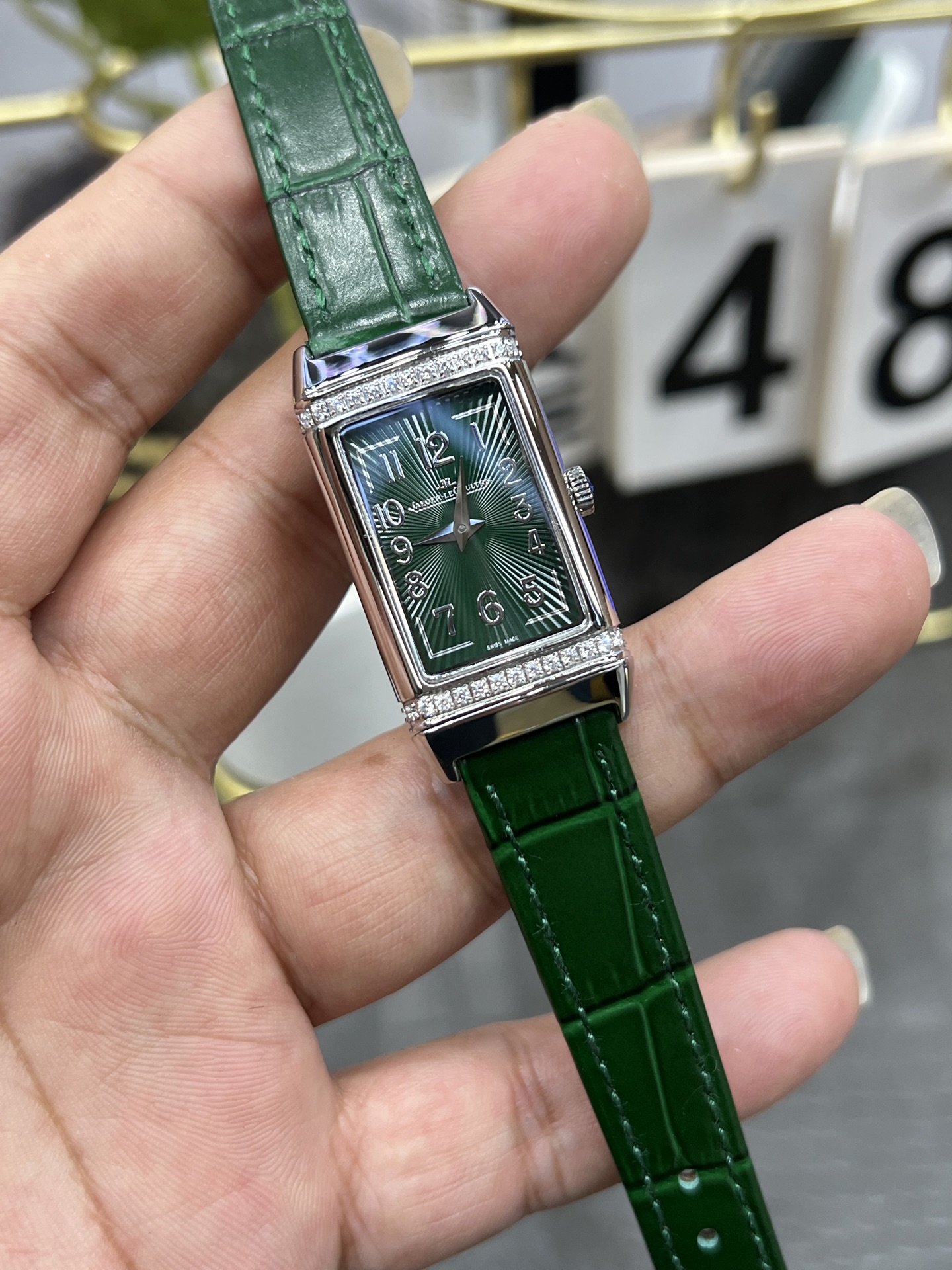 Jaeger-LeCoultre Reverso Quartz Ladies Watch Green Leather Strap 23mm x 34mm 2 i1754227883009 9114 0 1