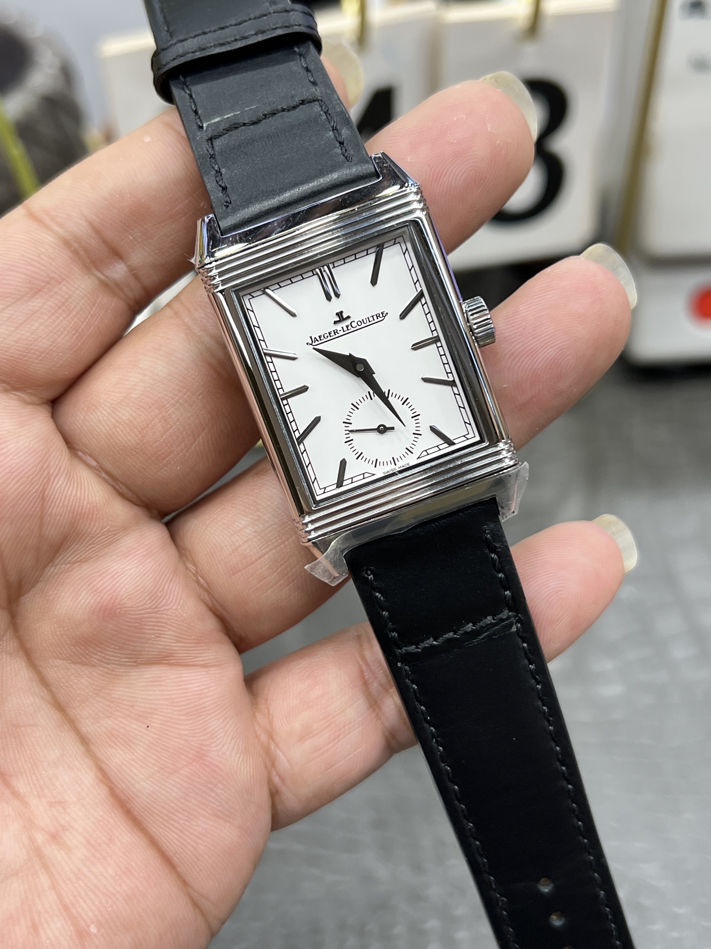 Jaeger-LeCoultre Reverso Classic Manual Wind Watch, Leather Strap, 49mm 2 i1754227947385 8191 0 1