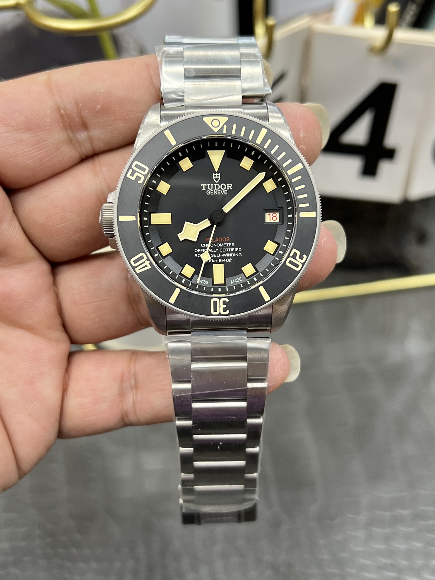 튜더 펠라고스 LHD 블랙 다이얼 세라믹 베젤 42mm XF 공장 남성 시계 레플리카 45574