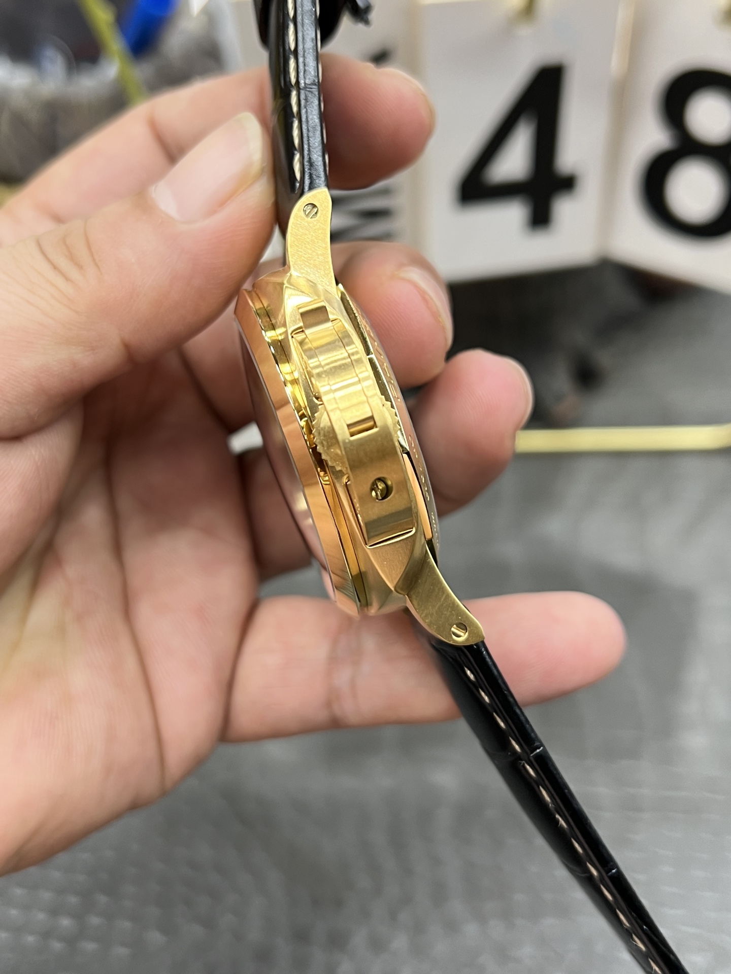 파네라이 PAM1115 로즈골드 자동 시계 이미지 6