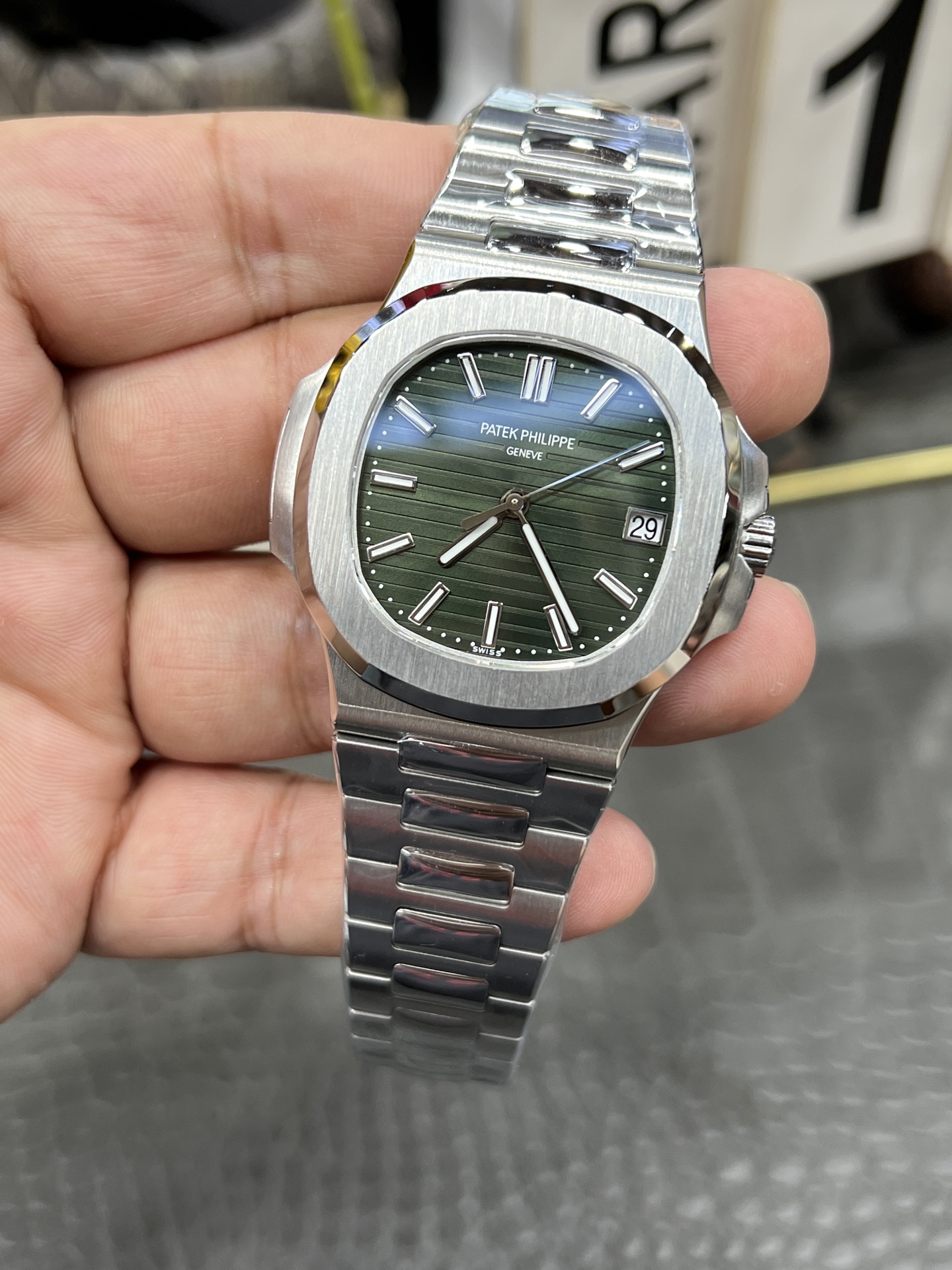 파텍필립 노틸러스 5711 다이아 자동 레플리카 43969 Patek Philippe 이미지 4