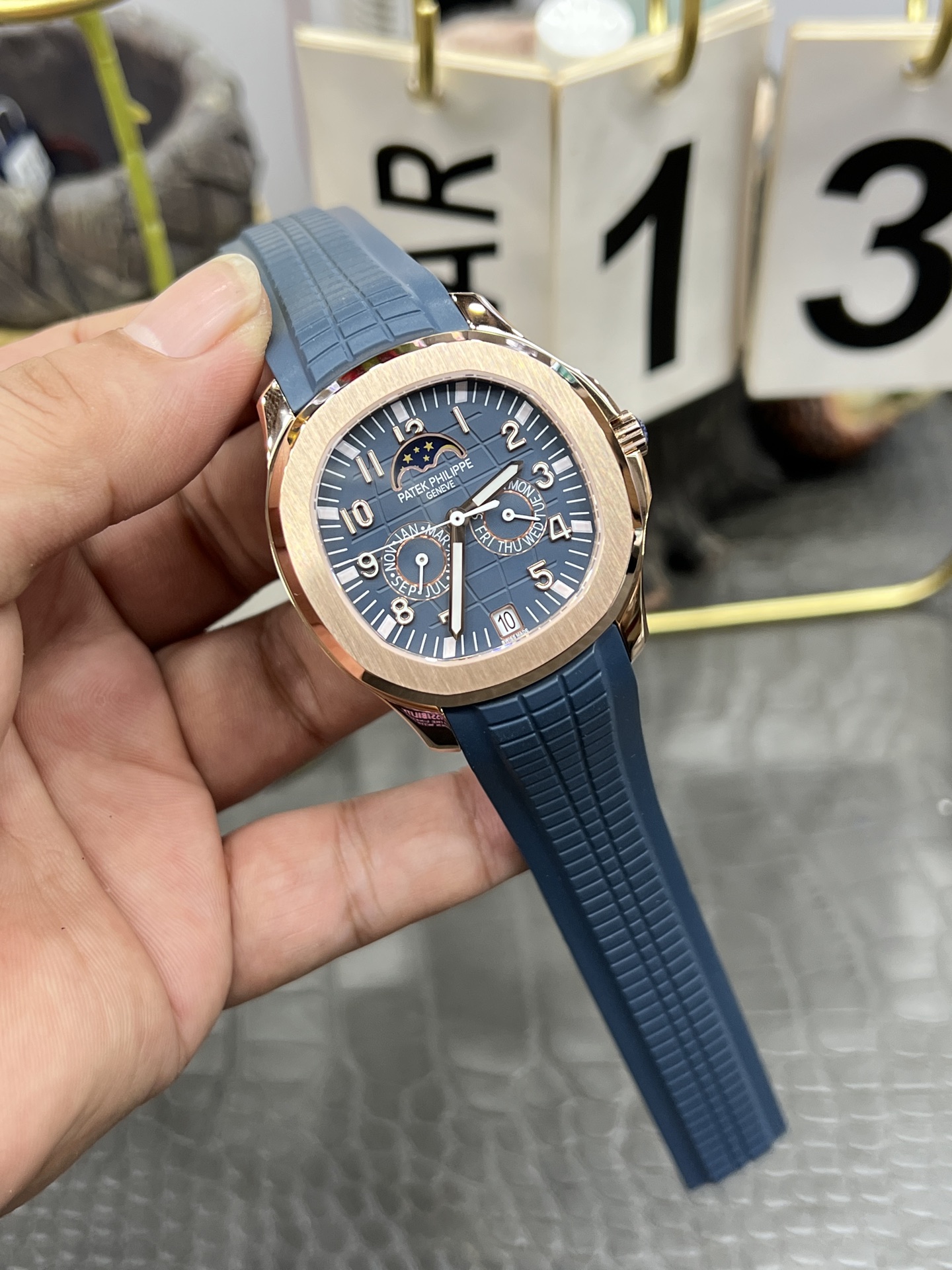 파텍필립 아쿠아넛 5261 R 다이아 자동 블루 다이얼 로즈골드 3 K 공장 레플리카 43970 Patek Philippe 이미지 9