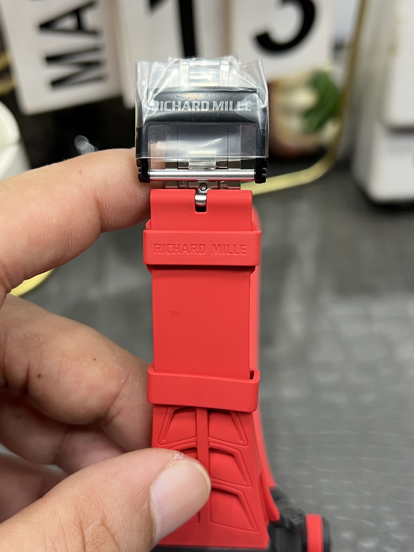 Richard Mille RM35-01 Carbon Fiber Case with Red Rubber Strap 9 i1758395429643 1938 0 7