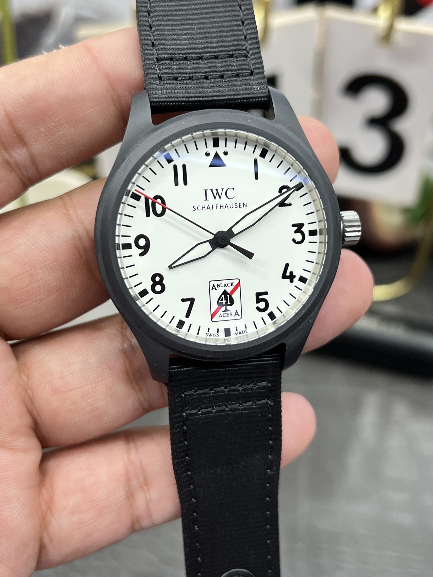 IWC 파일럿 에이스 오브 스페이드 세라믹 시계 이미지 4
