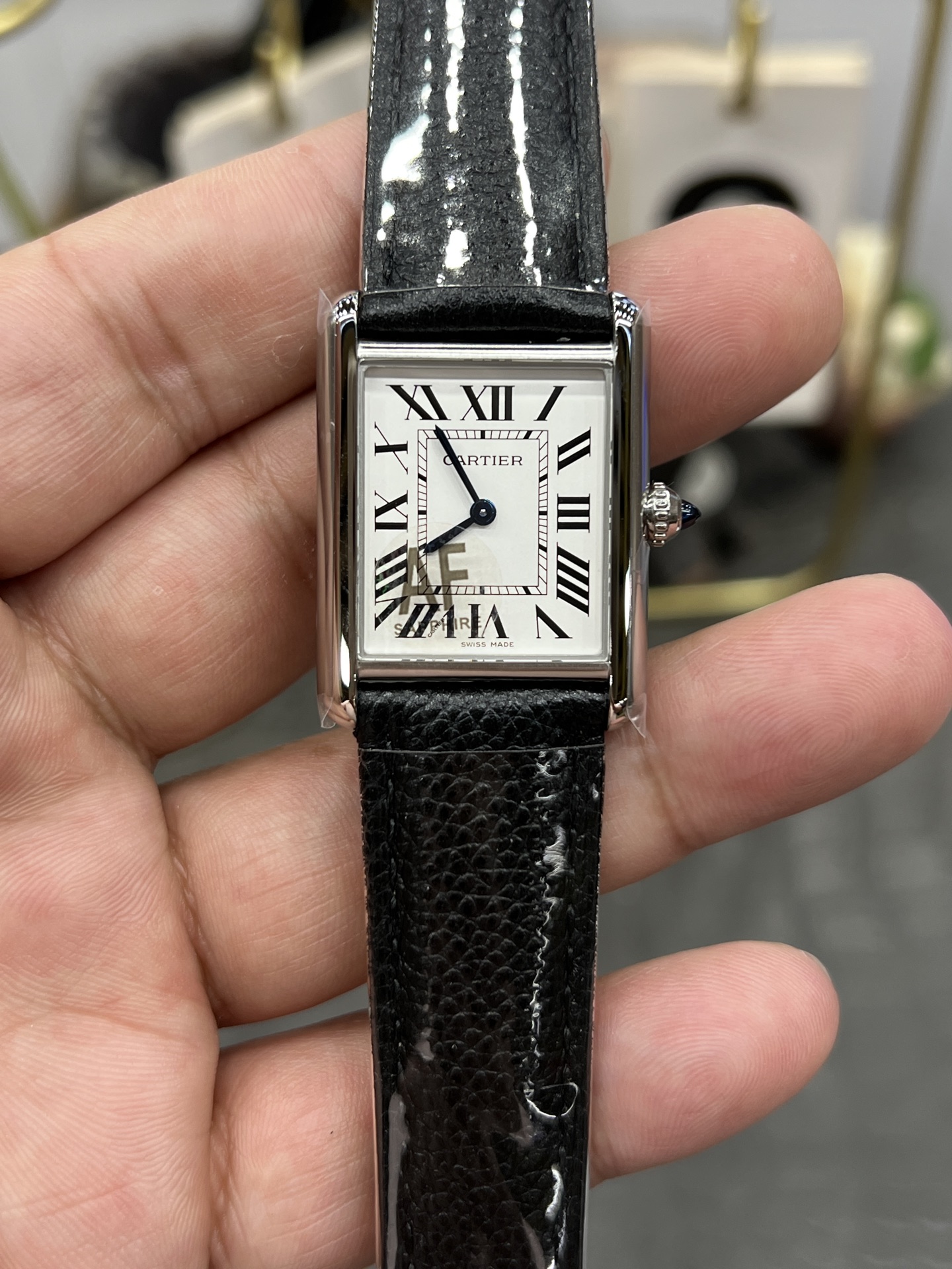 까르띠에 탱크 33.5×25.5mm 33.5mm 론다 쿼츠 무브먼트 쿼츠 무브먼트 가죽스트랩 미디움 레플리카 42637