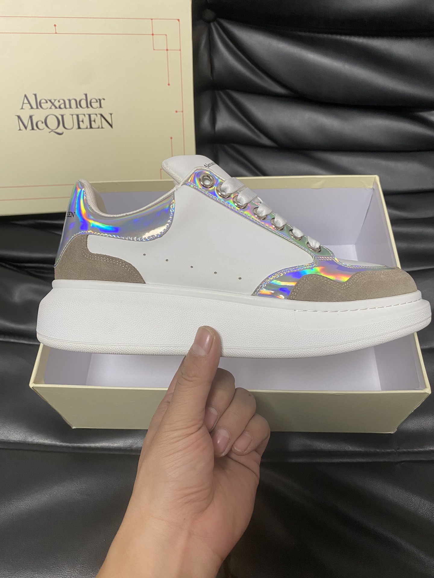 [ALEXANDER MQUEEN] Alexander McQueen P230 - Calidad de gama alta Original único con único - Parte su