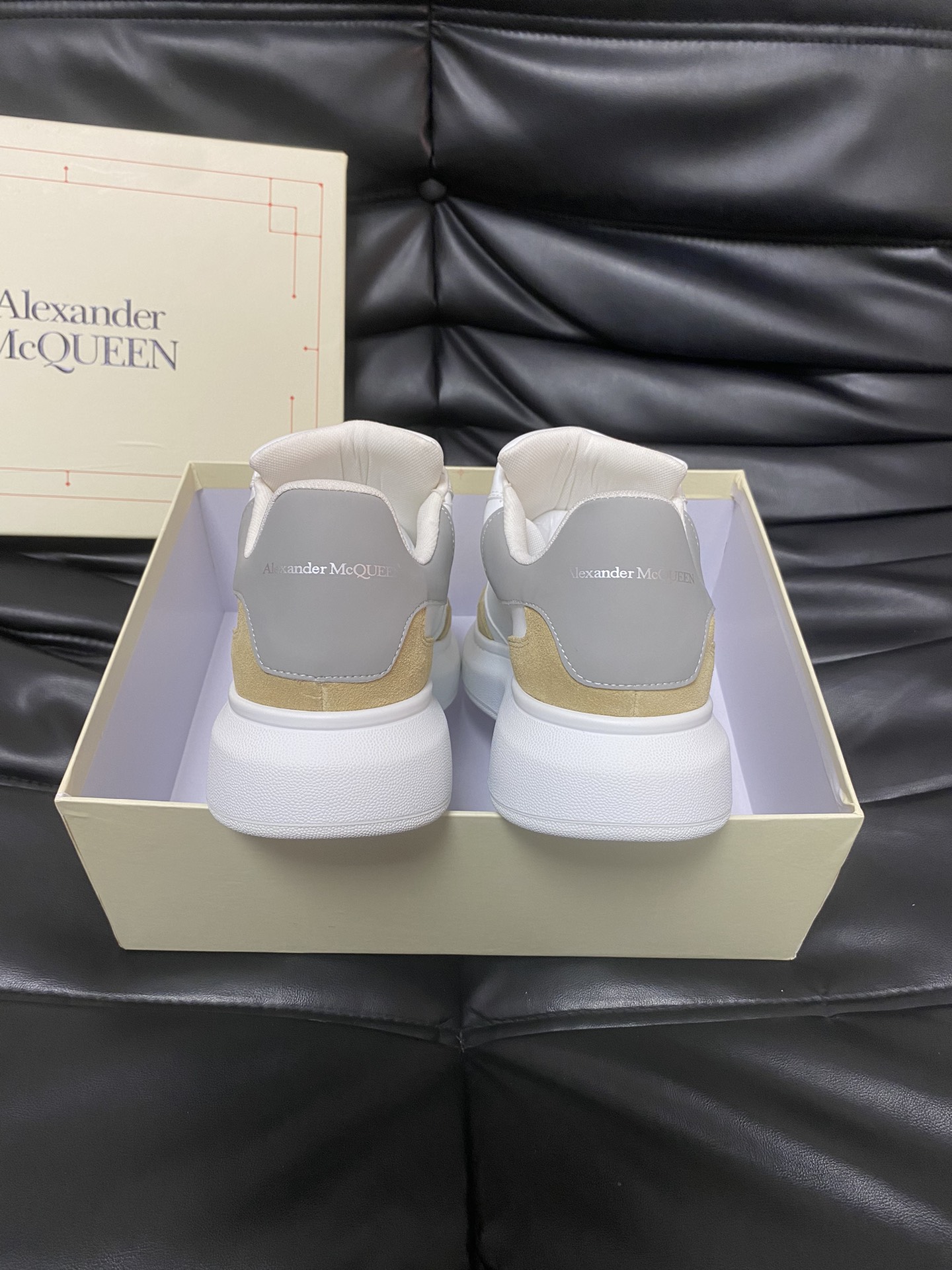 [ALEXANDER MQUEEN] Alexander McQueen P180-Calidad de gama alta Original único con único- Parte super