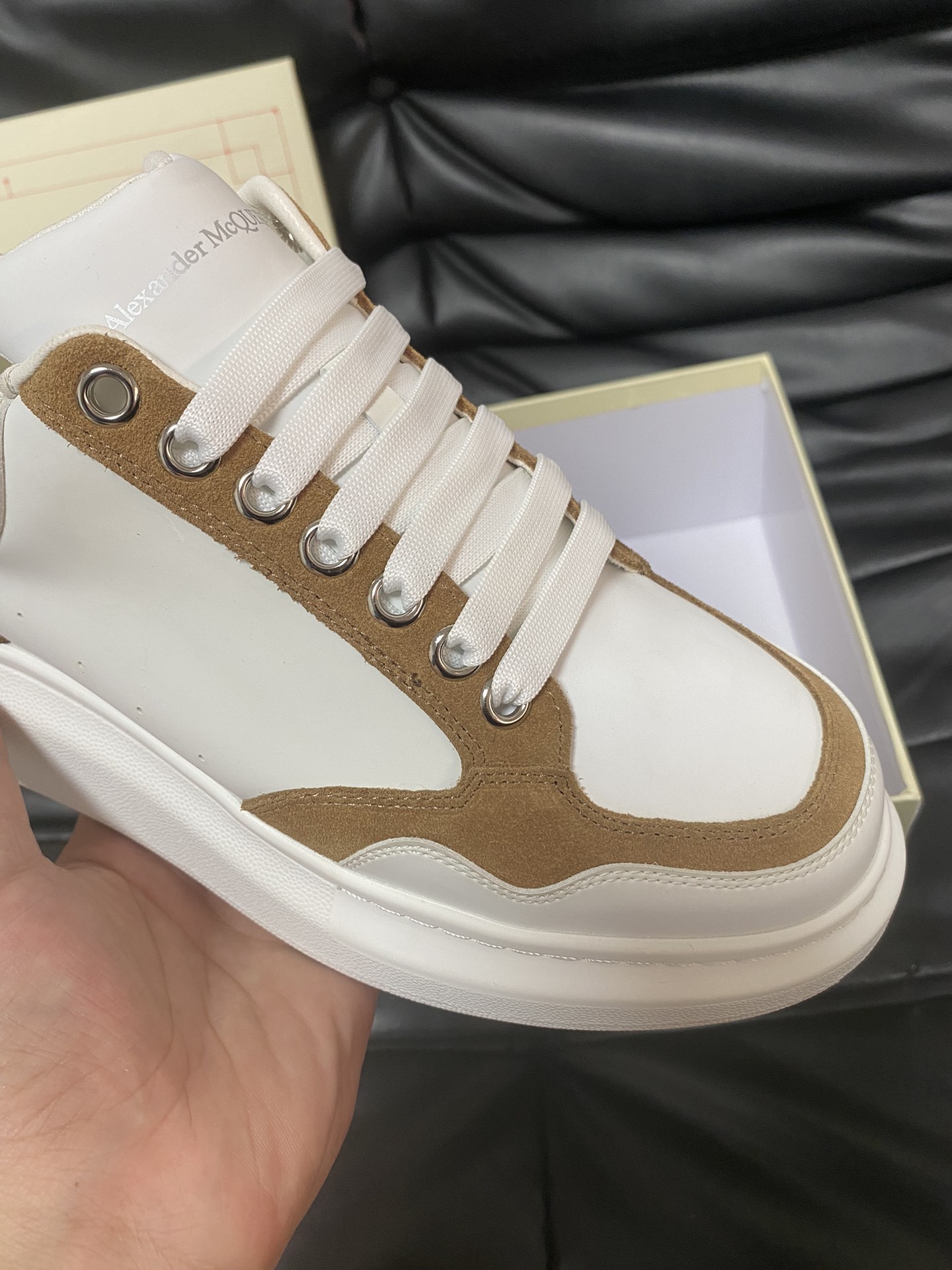 [ALEXANDER MQUEEN] Alexander McQueen P230 - Calidad de gama alta Original único con único - Parte su