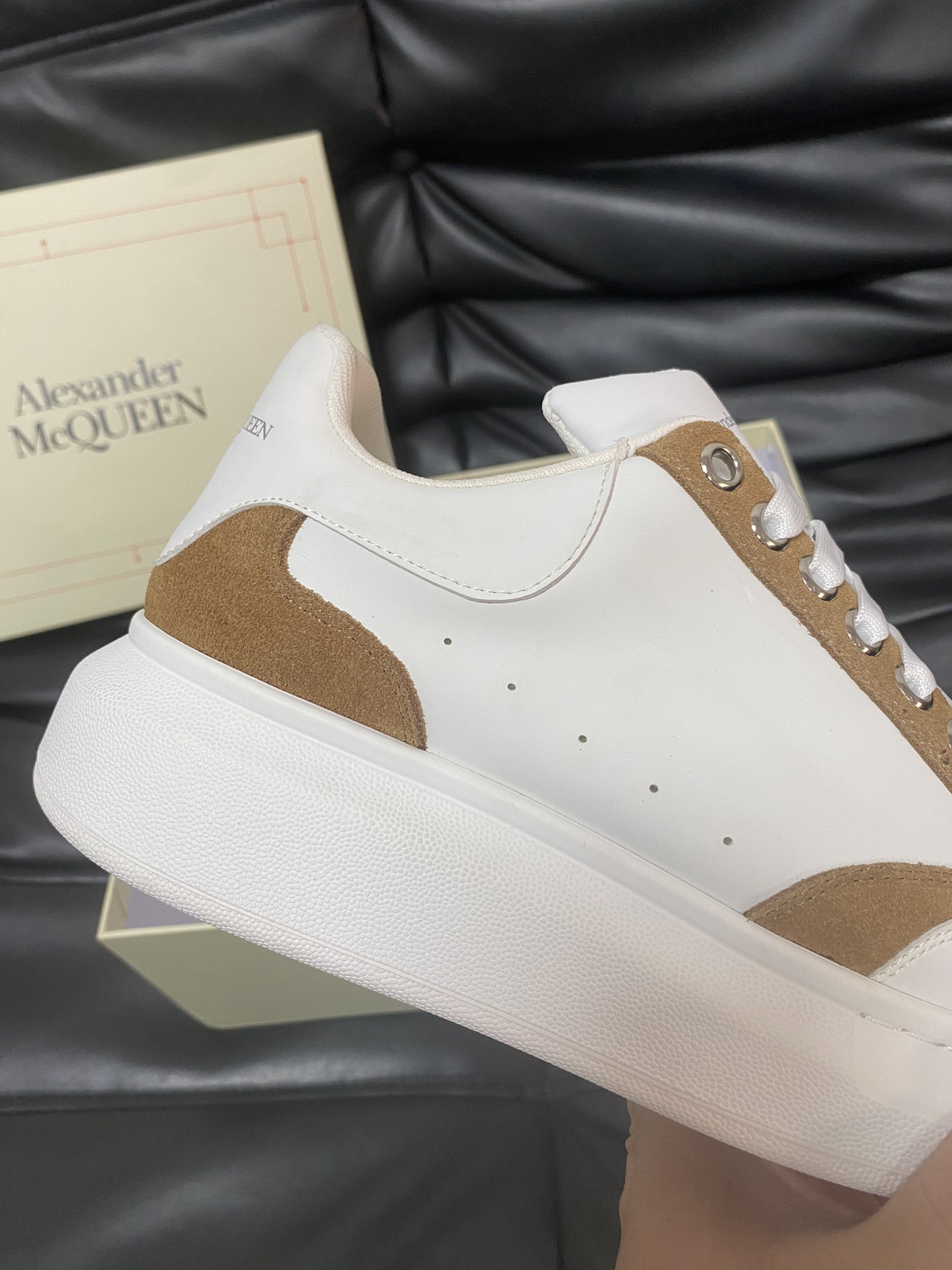 [ALEXANDER MQUEEN] Alexander McQueen P230 - Calidad de gama alta Original único con único - Parte su