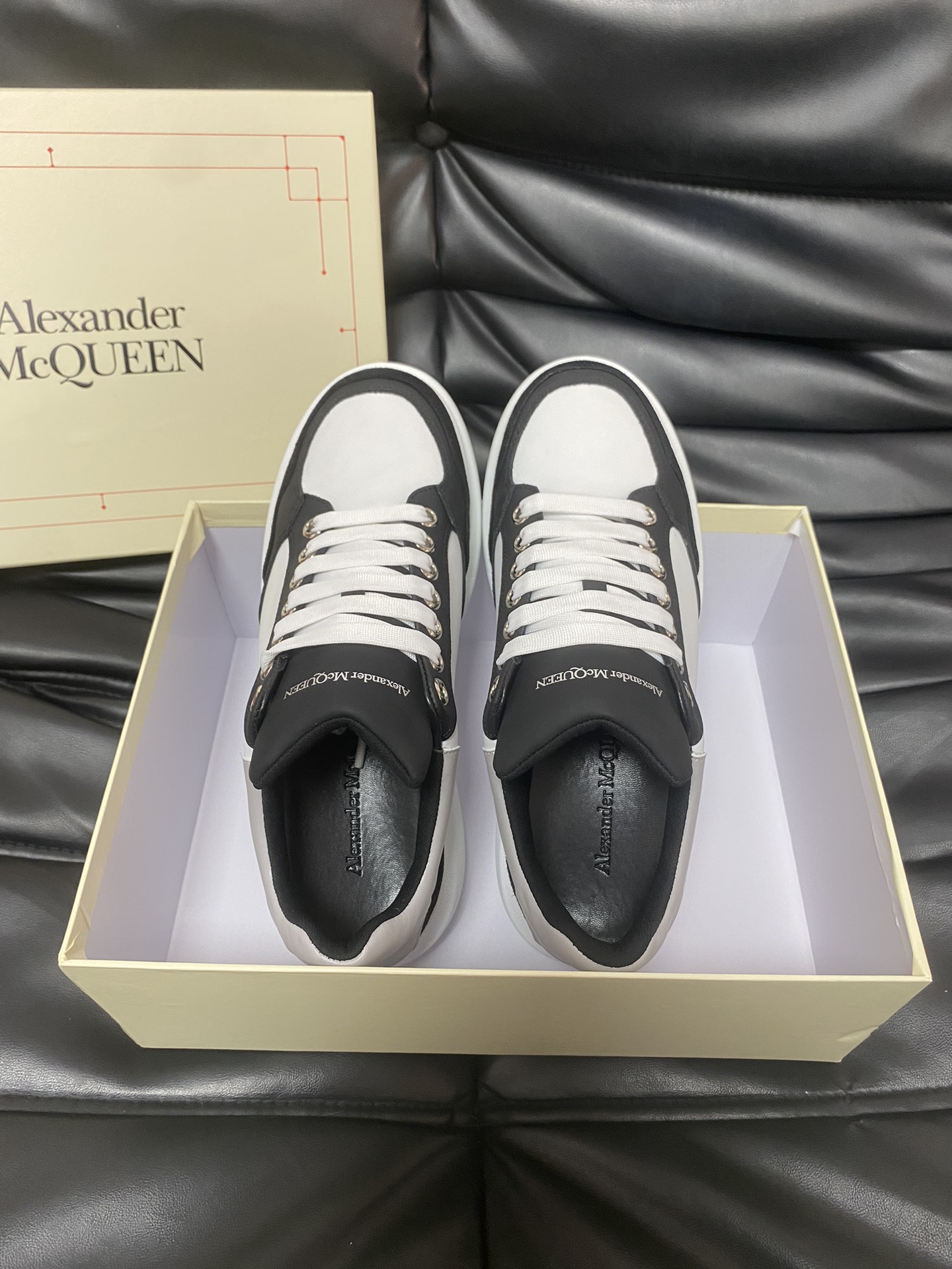 [ALEXANDER MQUEEN] Alexander McQueen P230 - Calidad de gama alta Original único con único - Parte su