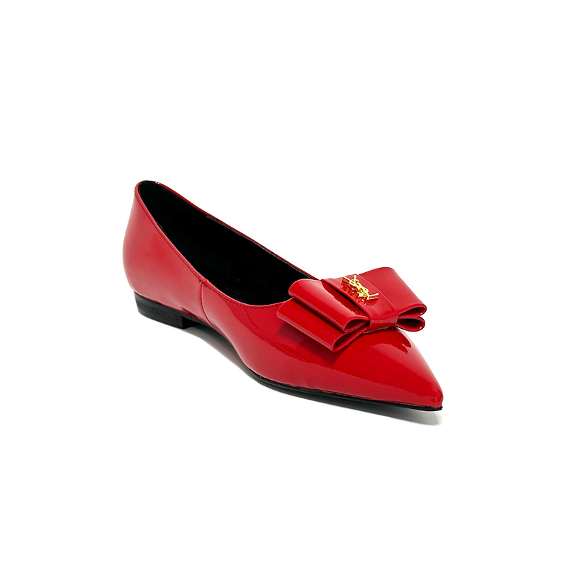, "Saint Laurent Saint Laurent" YSL popping plana pequeña puntera en punta zapatos individuales. ¡Su