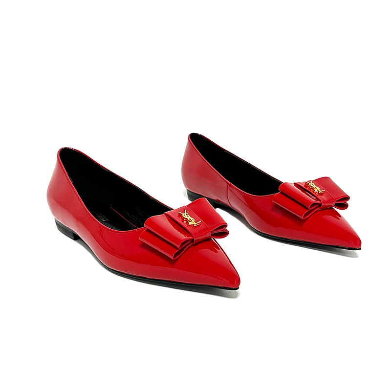 , "Saint Laurent Saint Laurent" YSL popping plana pequeña puntera en punta zapatos individuales. ¡Su