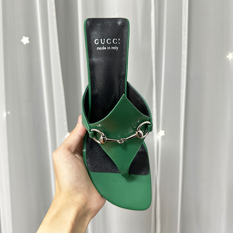 suela de cuero 215 m, suela de goma m. 2024 GUCCI primavera y verano cabeza cuadrada clip-en zapatil