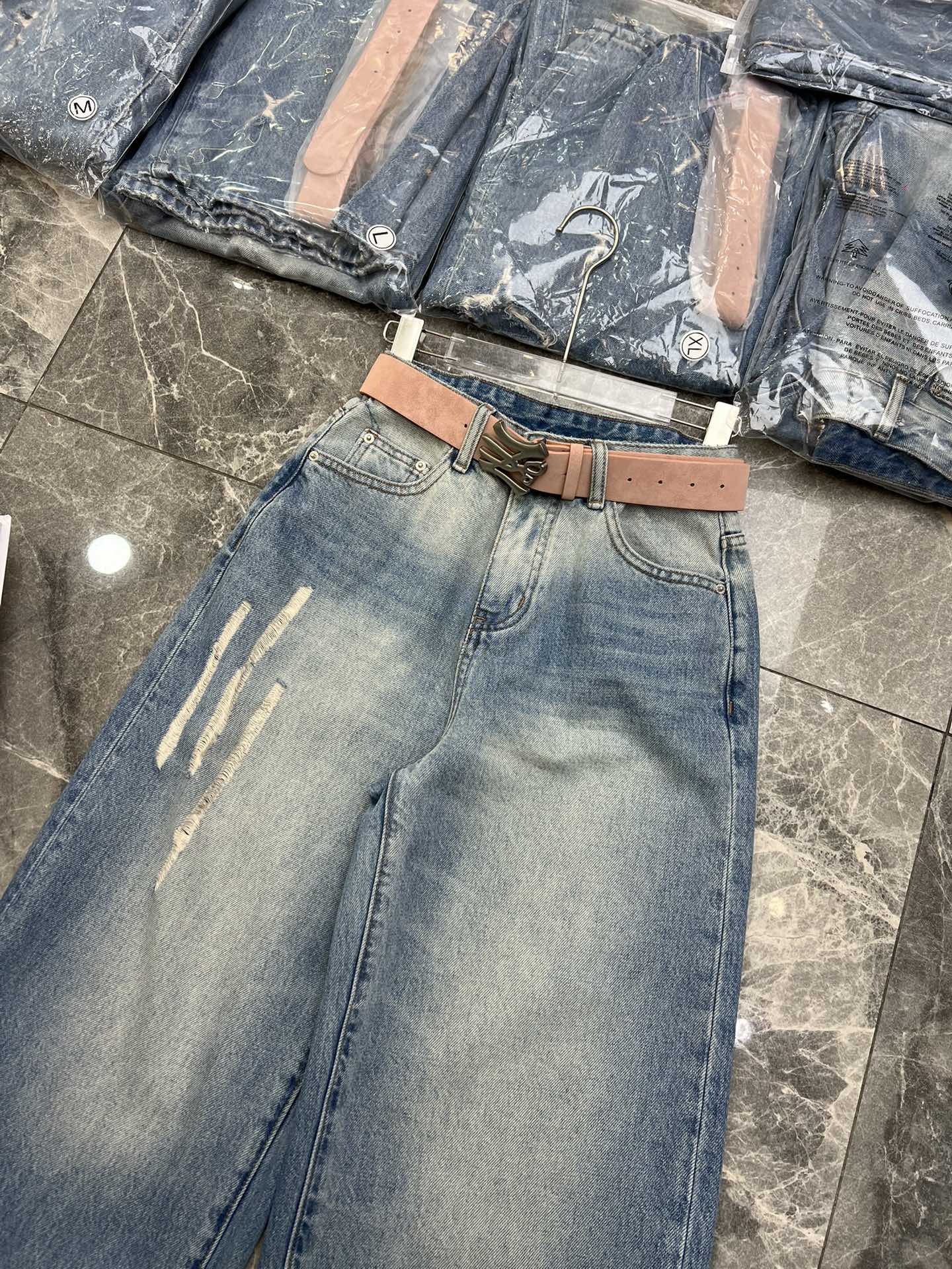 p495 high-quality women’s suit, packaged scissors hand, spring-sprinkled single jeans 26-30 - 图片 6