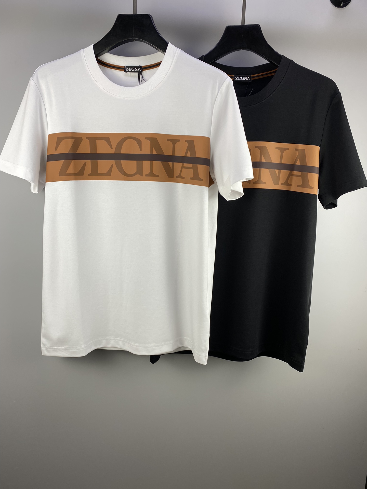 Zegna Abbigliamento T-Shirt Acquista la migliore replica di alta qualità
 Maniche corte