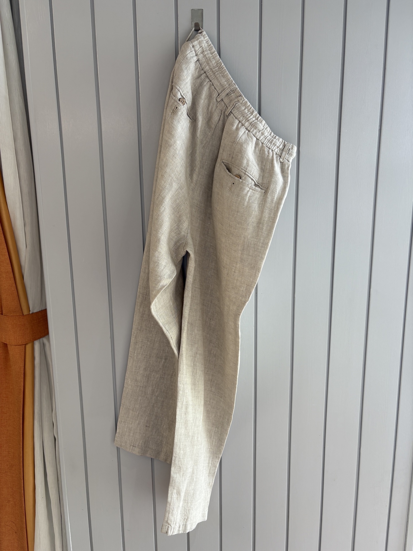 NO:475533,L, spring and summer embroidery logo % full hemp fashion casual pants pants Uncontrollable creation dynamic and attractive, perfect dress makes fashionable business casual and easy to break. Natural fine fiber rain dew thread + silk fiber blended material, made of golden ratio combed textile, very light and soft texture, with moisture absorption and heat dissipation and breathability, cool and wide. Neat threading sewing, elastic drawstring waist + embroidery logo decoration opens a new perspective of modern and fashionable seasoning luxury. M-3XL;006,, gold,alexander wang19860909L、春夏刺绣标识 ％全麻时尚休闲裤 裤子 无节制的创造动感兼具吸引力,完美着装让时尚商务休闲轻而易举的攻破. 天然细纤维雨露麻料＋丝质纤维混纺材质,黄金比例精梳纺织而成,质地非常轻盈轻薄柔软,具有吸湿散热与透气的效果,凉爽挺阔. 工整的走线缝制,弹力抽绳腰间＋刺绣标识装饰开启现代时尚的调味剂奢华的新视角. M-3XL;006,,gold,alexander wang,Men's clothing