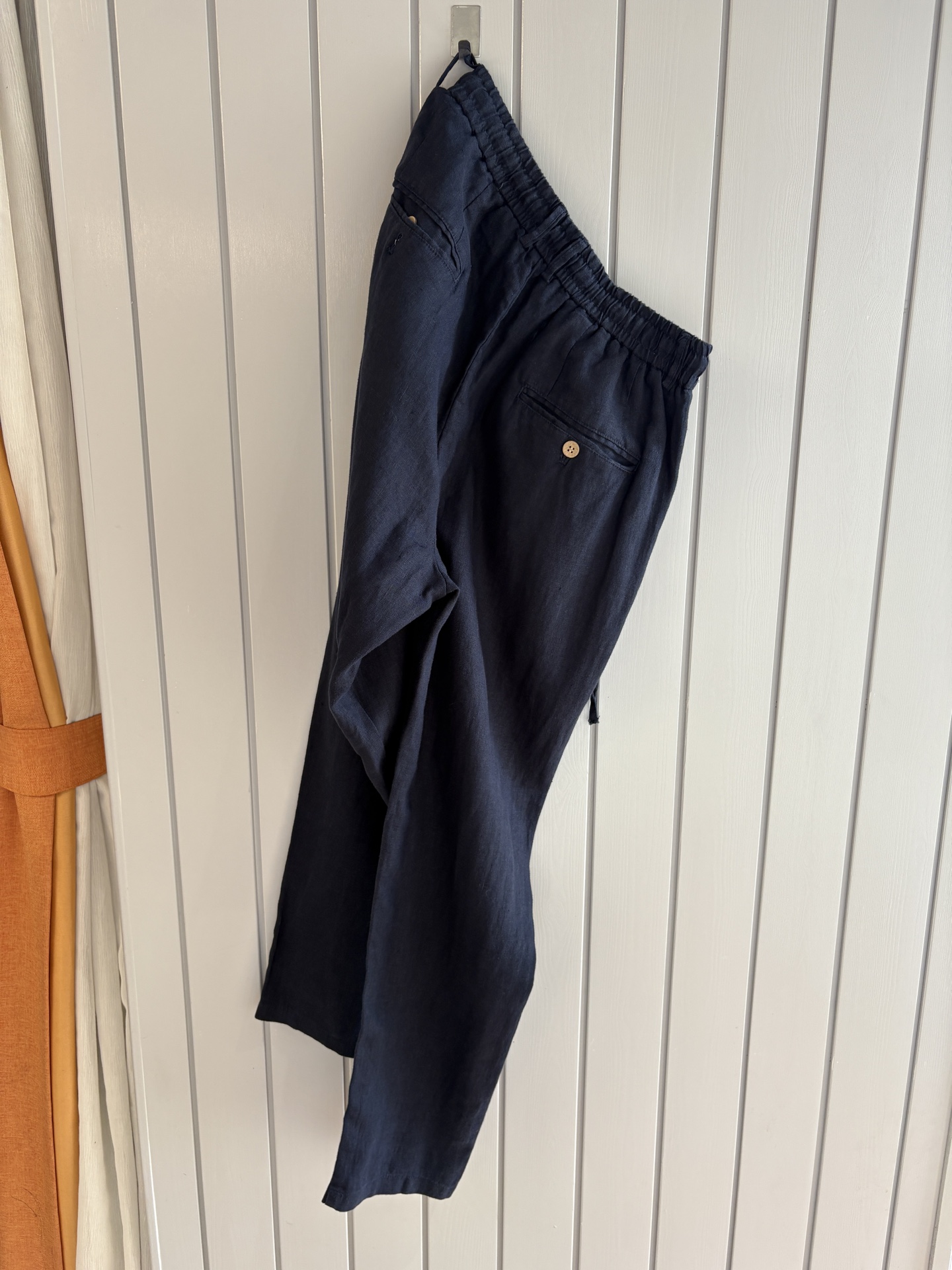 NO:456049,L, spring and summer embroidery logo % full hemp fashion casual pants pants Uncontrollable creation dynamic and attractive, perfect dress makes fashionable business casual easy to break. Natural fine fiber rain dew thread + silk fiber blended material, made of golden ratio combed textile, very light and soft texture, with moisture absorption and heat dissipation and breathability, cool and wide. Neat threading sewing, elastic drawstring waist + embroidery logo decoration opens a new perspective of modern and fashionable seasoning luxury. M-3XL; 006, gold, alexander wang19860909L、春夏刺绣标识 ％全麻时尚休闲裤 裤子 无节制的创造动感兼具吸引力,完美着装让时尚商务休闲轻而易举的攻破. 天然细纤维雨露麻料＋丝质纤维混纺材质,黄金比例精梳纺织而成,质地非常轻盈轻薄柔软,具有吸湿散热与透气的效果,凉爽挺阔. 工整的走线缝制,弹力抽绳腰间＋刺绣标识装饰开启现代时尚的调味剂奢华的新视角. M-3XL；006,,gold,alexander wang,Men's clothing