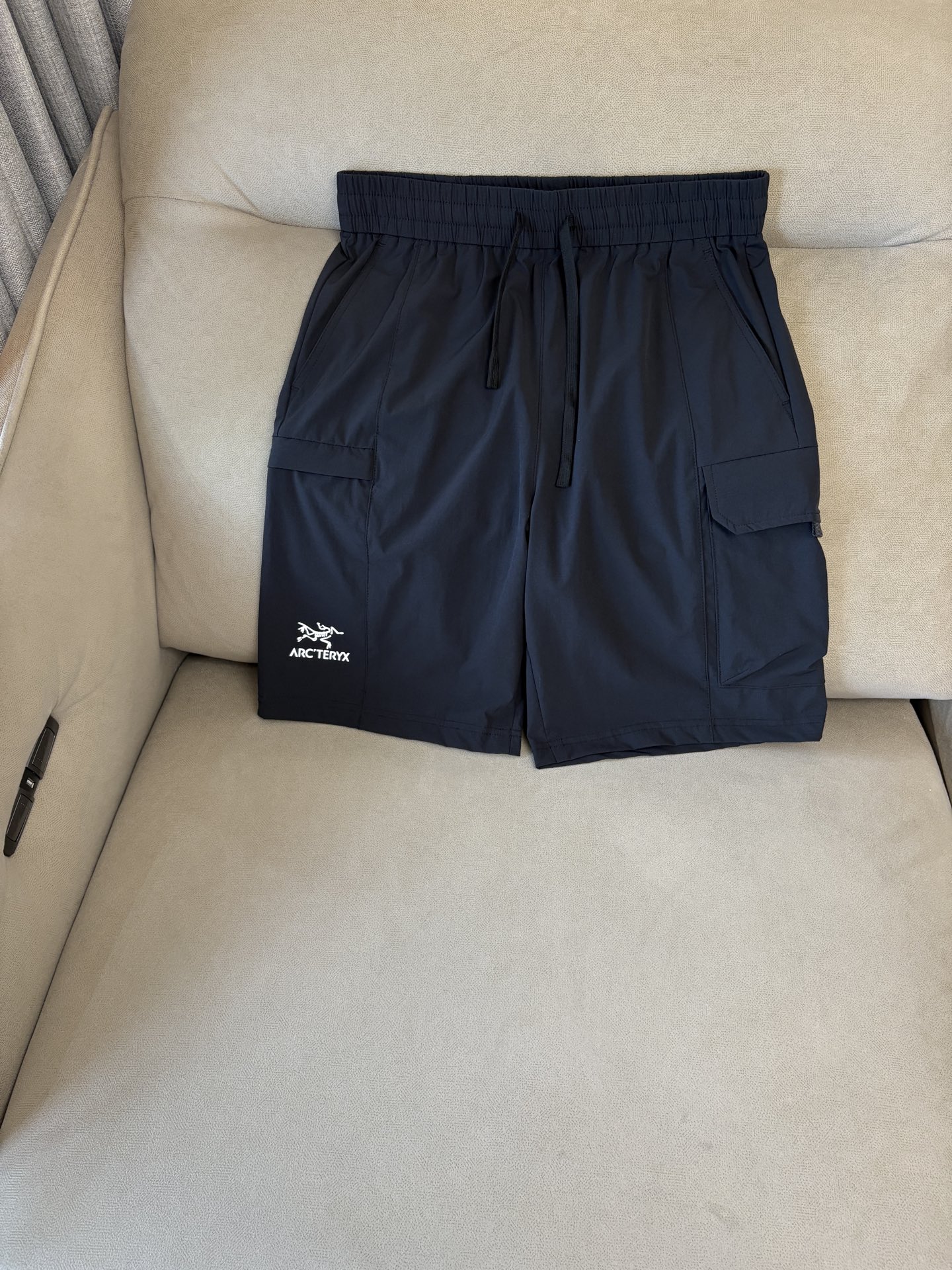 始祖2025夏季新款 短裤 休闲裤，专柜定制面料 透气舒适度高，细节无可挑剔，品牌元素设计理念，体现品质