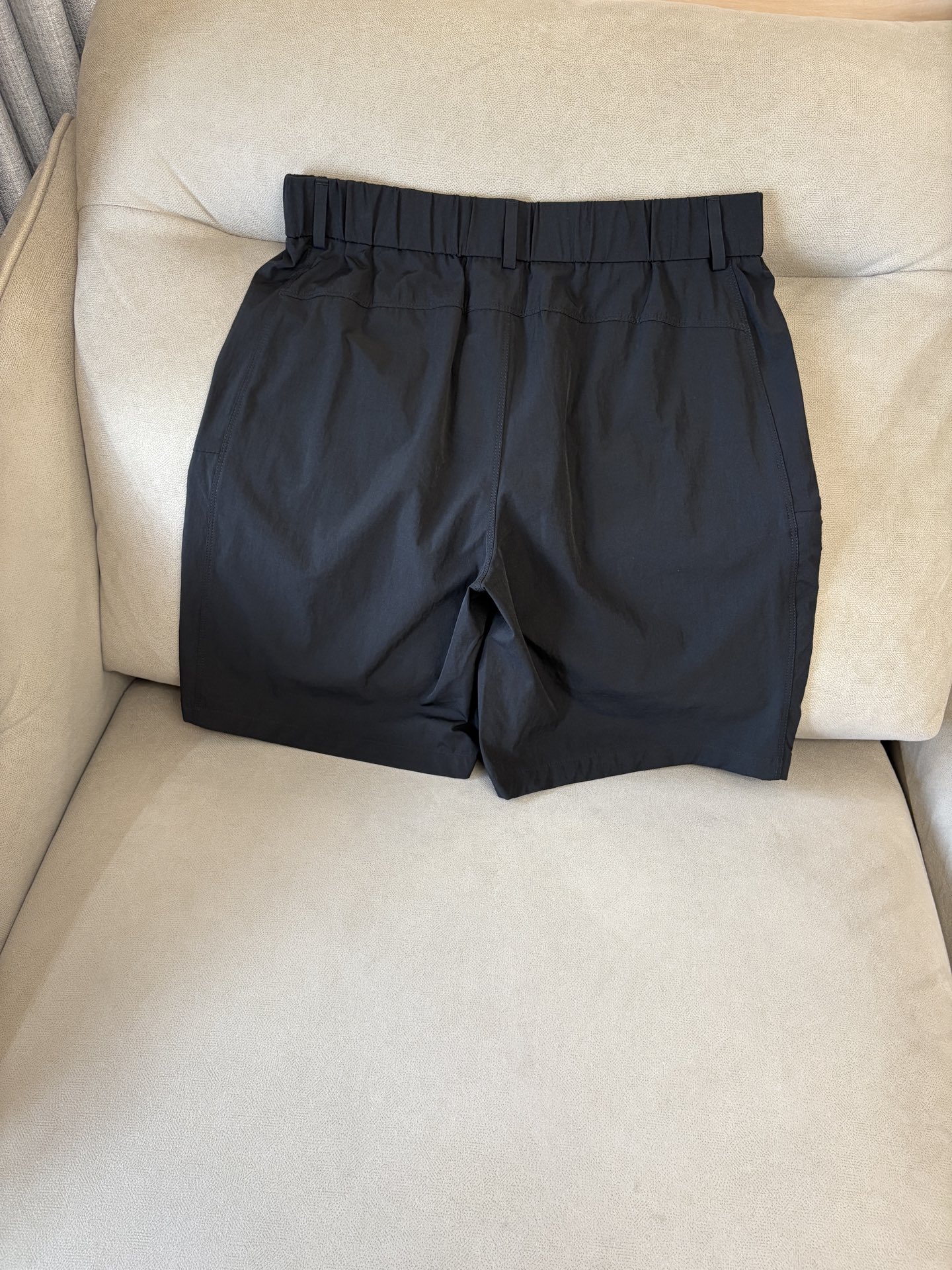 始祖2025夏季新款 短裤 休闲裤，专柜定制面料 透气舒适度高，细节无可挑剔，品牌元素设计理念，体现品质