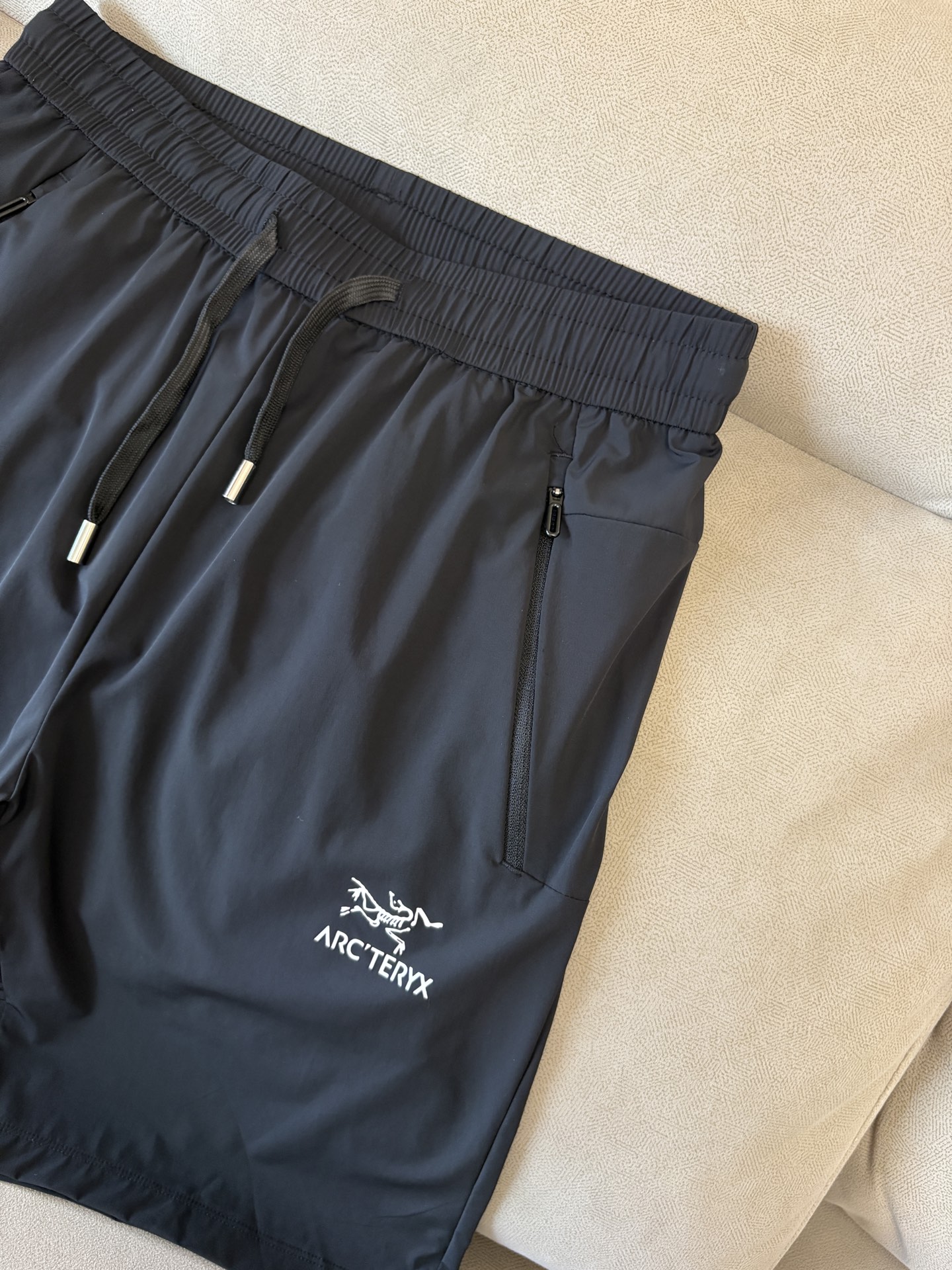 始祖2025夏季新款 短裤 休闲裤，专柜定制面料 透气舒适度高，细节无可挑剔，品牌元素设计理念，体现品质