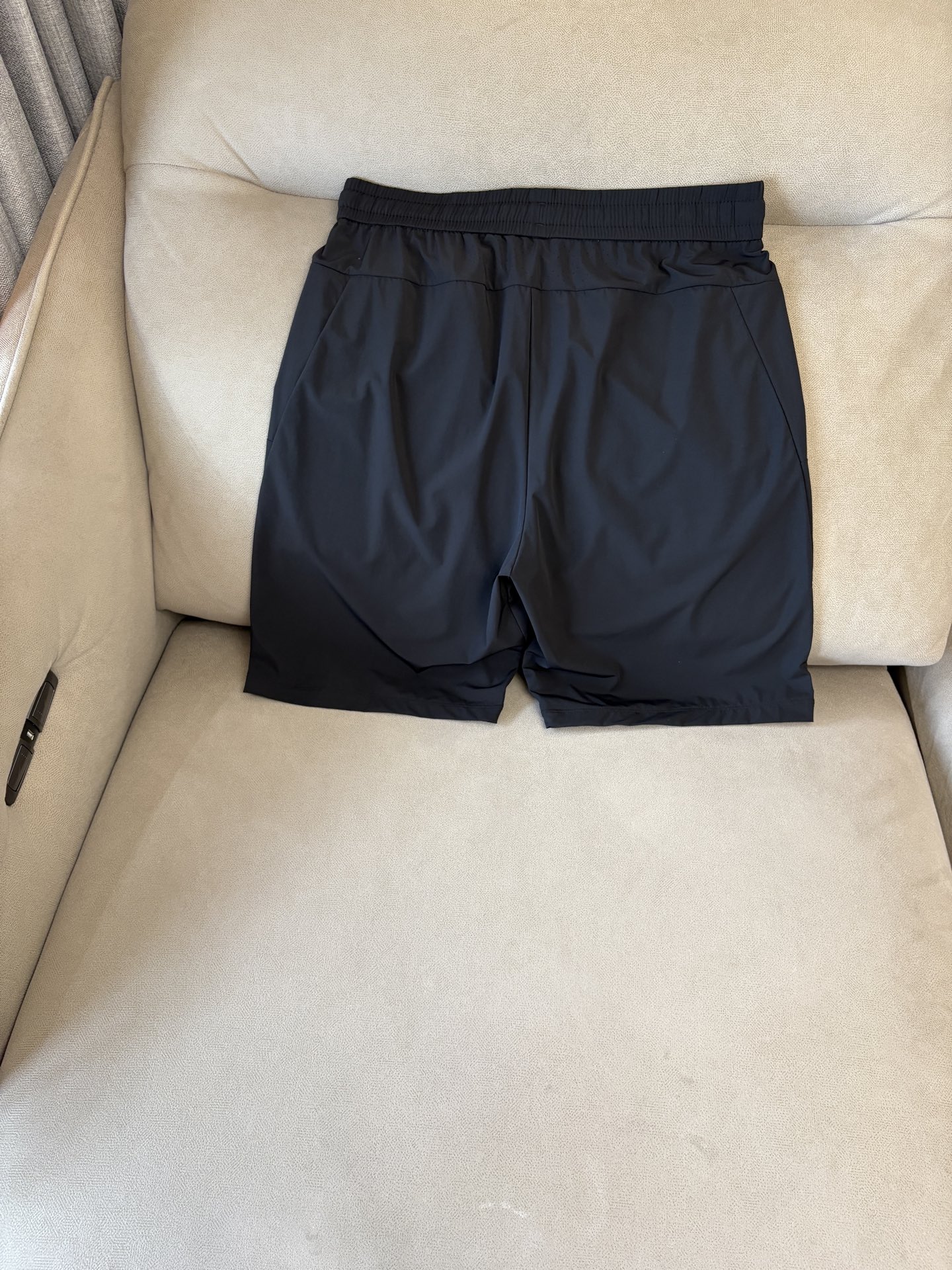 始祖2025夏季新款 短裤 休闲裤，专柜定制面料 透气舒适度高，细节无可挑剔，品牌元素设计理念，体现品质