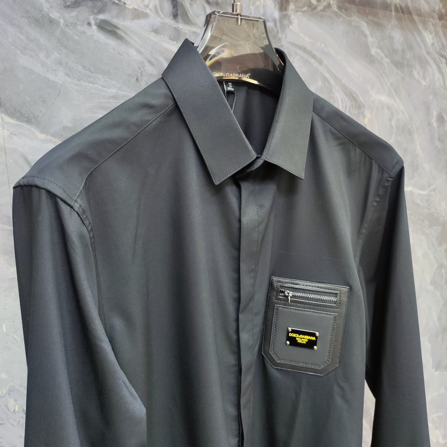 杜嘉班纳 DG 2025ss新款长袖 衬衫 衬衣，高端版本！专柜定制面料 透气舒适度高，细节无可挑剔，品