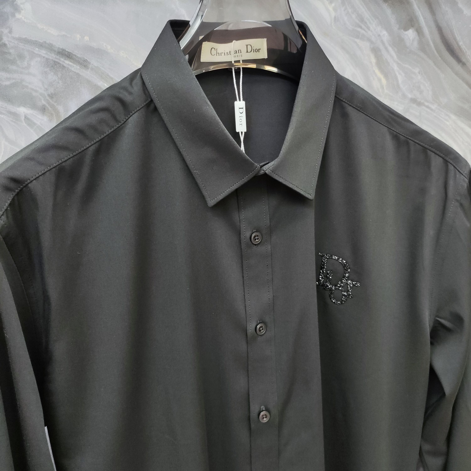   迪奥  DIOR  2025ss新款长袖 衬衫 衬衣，高端版本！专柜定制面料 透气舒适度高，细节无可