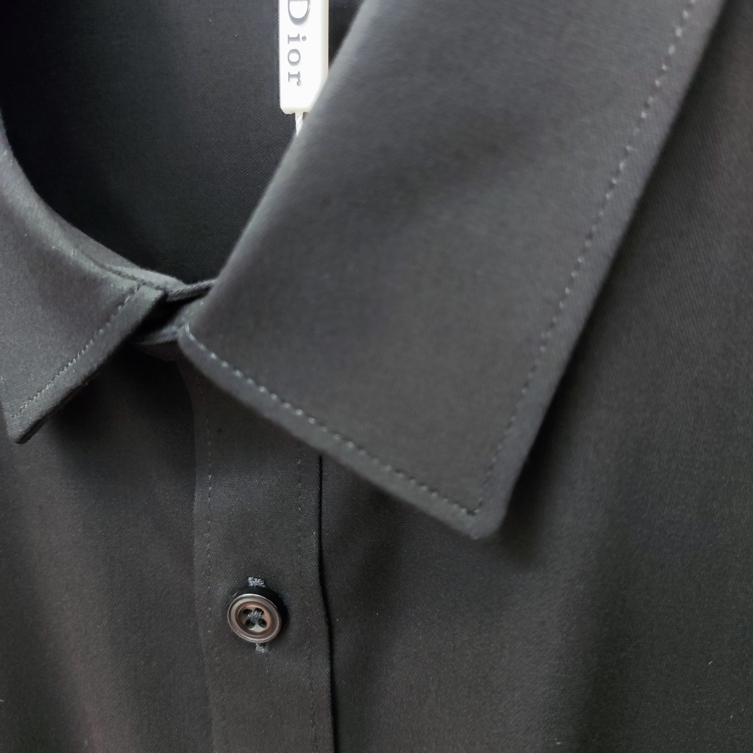   迪奥  DIOR  2025ss新款长袖 衬衫 衬衣，高端版本！专柜定制面料 透气舒适度高，细节无可