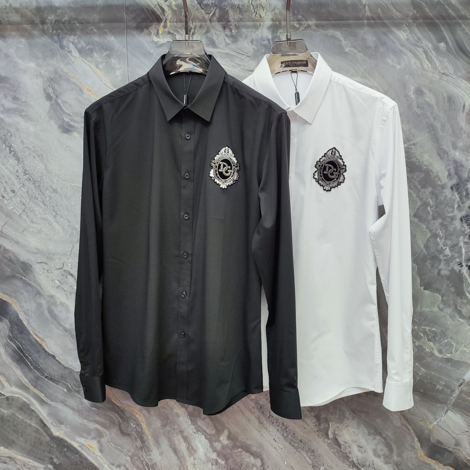 杜嘉班纳 DG 2026ss新款长袖 衬衫 衬衣，高端版本！专柜定制面料 透气舒适度高，细节无可挑剔，品