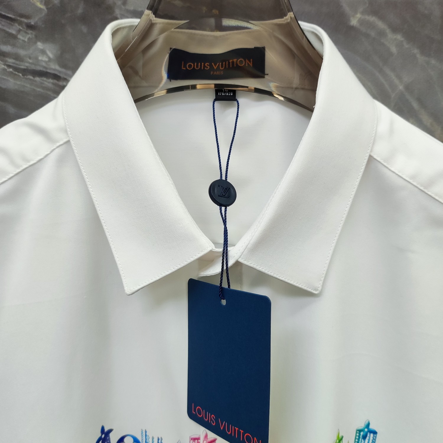 路易威登 LV 2025ss新款长袖 衬衫 衬衣，高端版本！专柜定制面料 透气舒适度高，细节无可挑剔，品