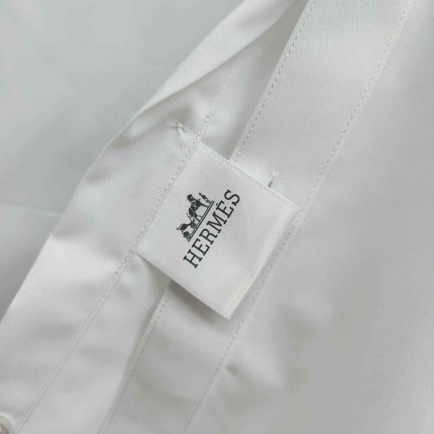   爱马仕 HERMES  2025ss新款长袖 衬衫 衬衣，高端版本！专柜定制面料 透气舒适度高，细节